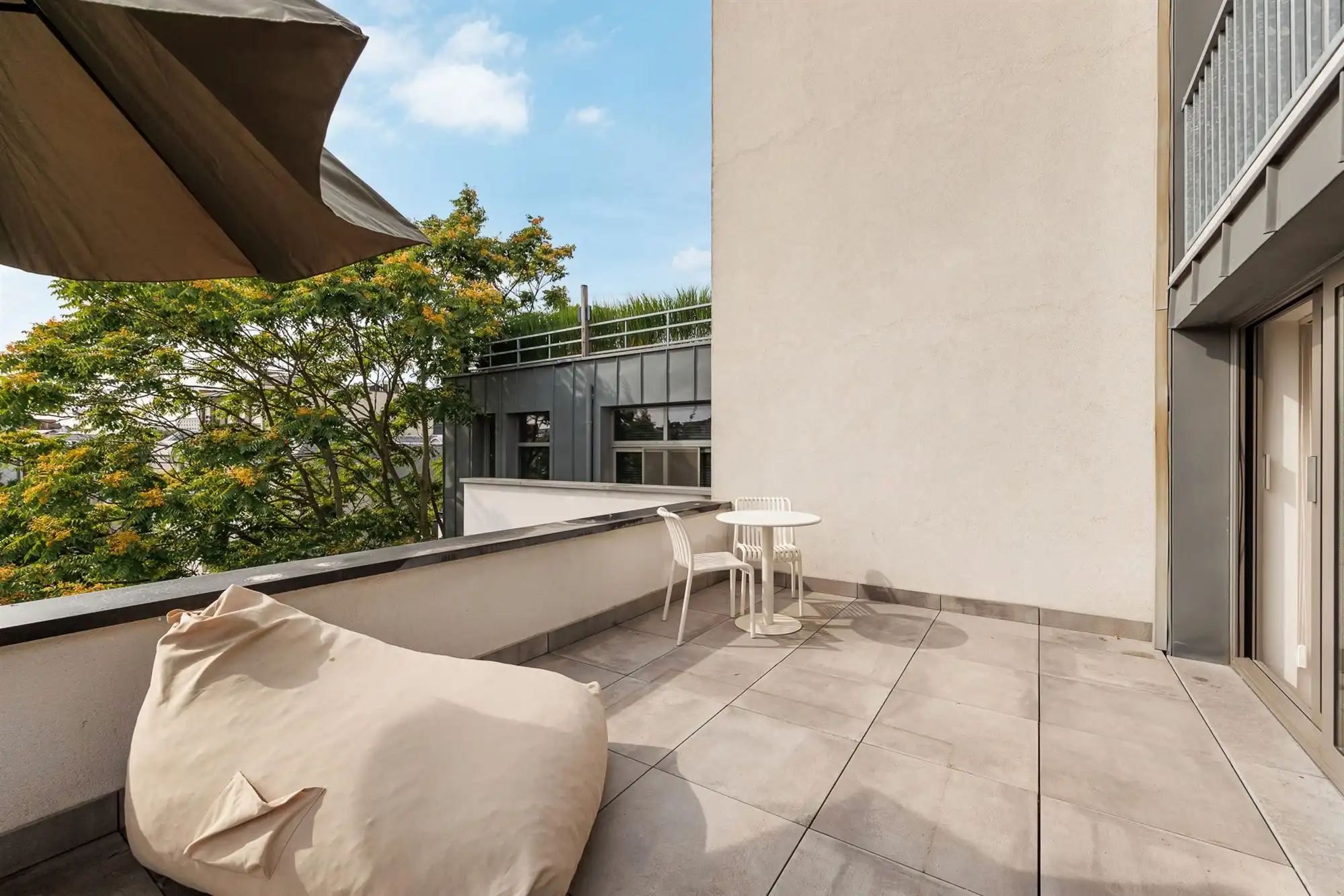 Triplex app. met 3 à 4 slpkmrs. en ruim terras foto 14