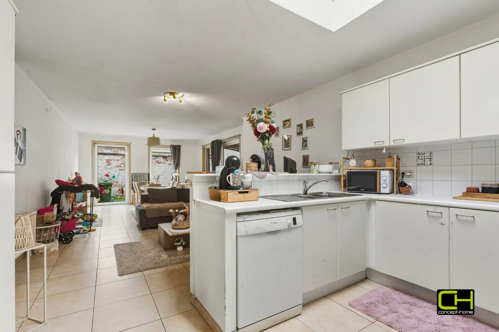 Appartementsgebouw met twee appartementen te koop in Mariakerke foto 7