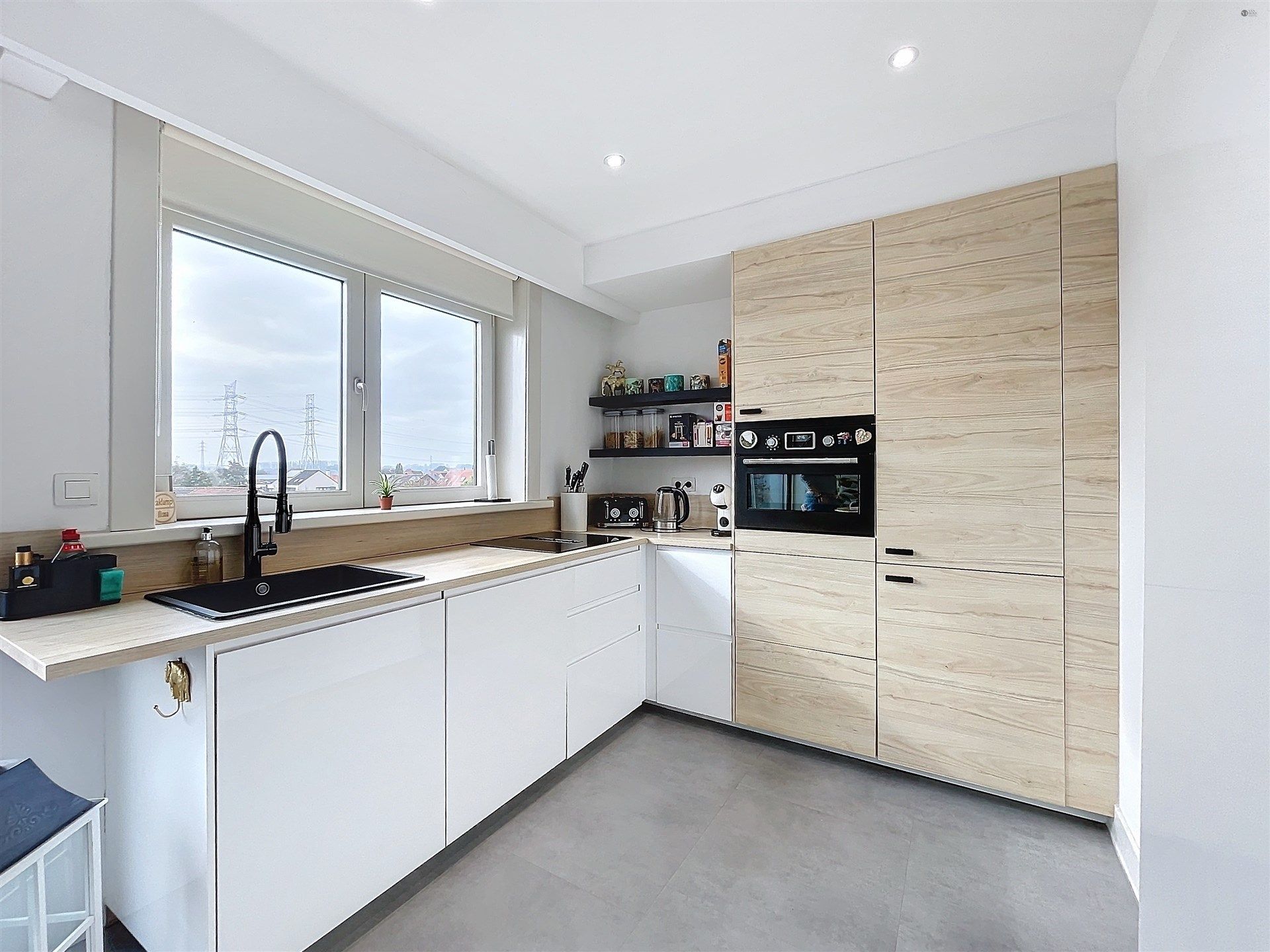 Duplexappartement met 3 slaapkamers, terras en fantastisch uitzicht in Kruibeke. foto 5