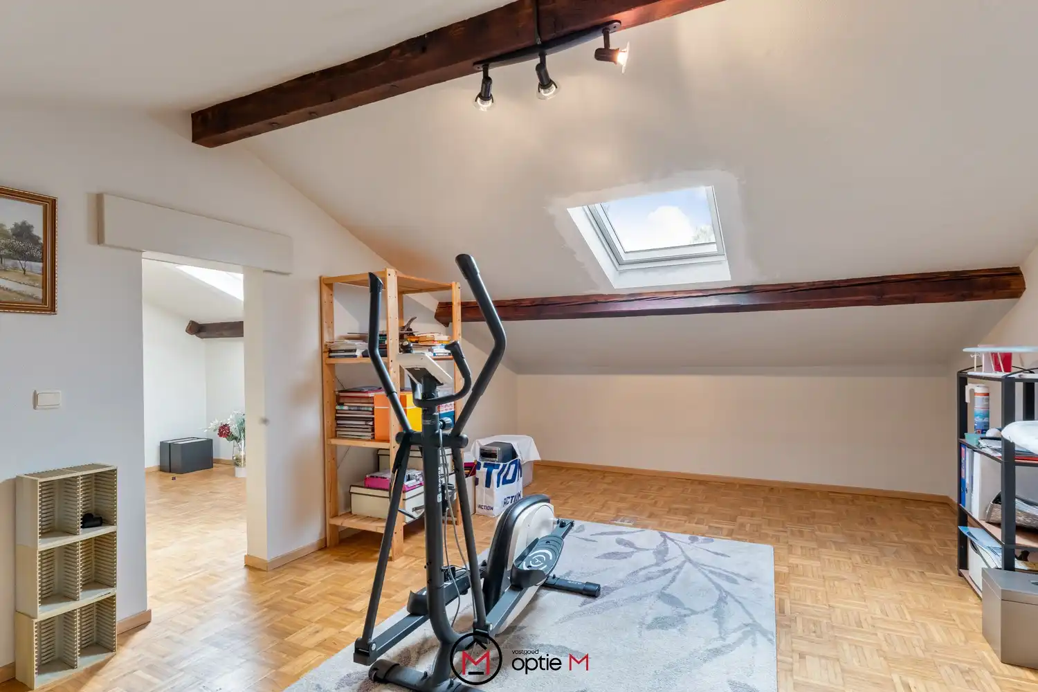 Rustig gelegen gezinswoning met 5 slaapkamers en garage foto 20