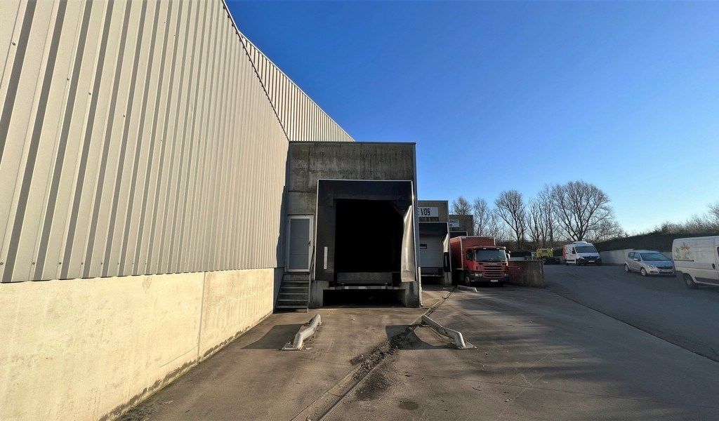 Opslagruimte te huur vlakbij R4 te Evergem foto 11