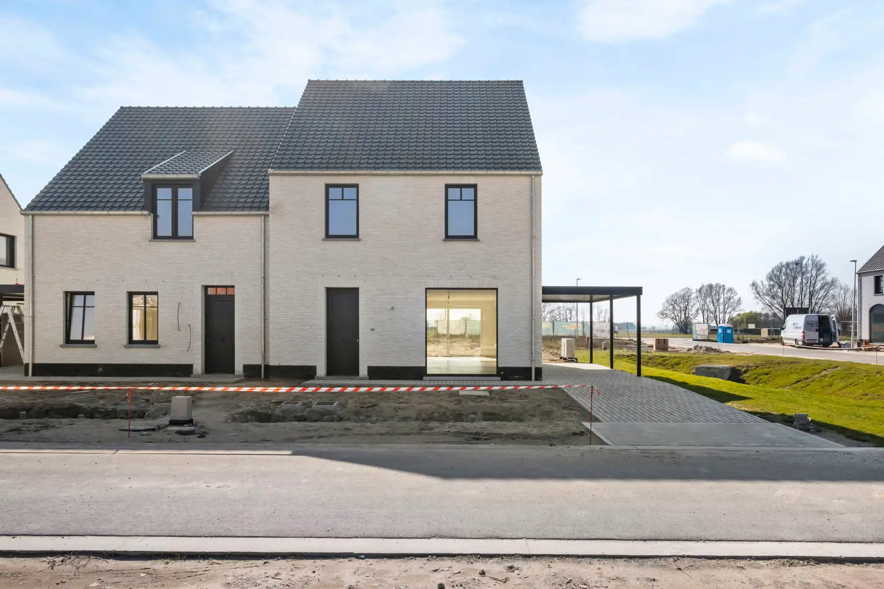 Energiezuinige, tijdloze nieuwbouwwoningen te koop in Gistel foto {{pictureIndex}}