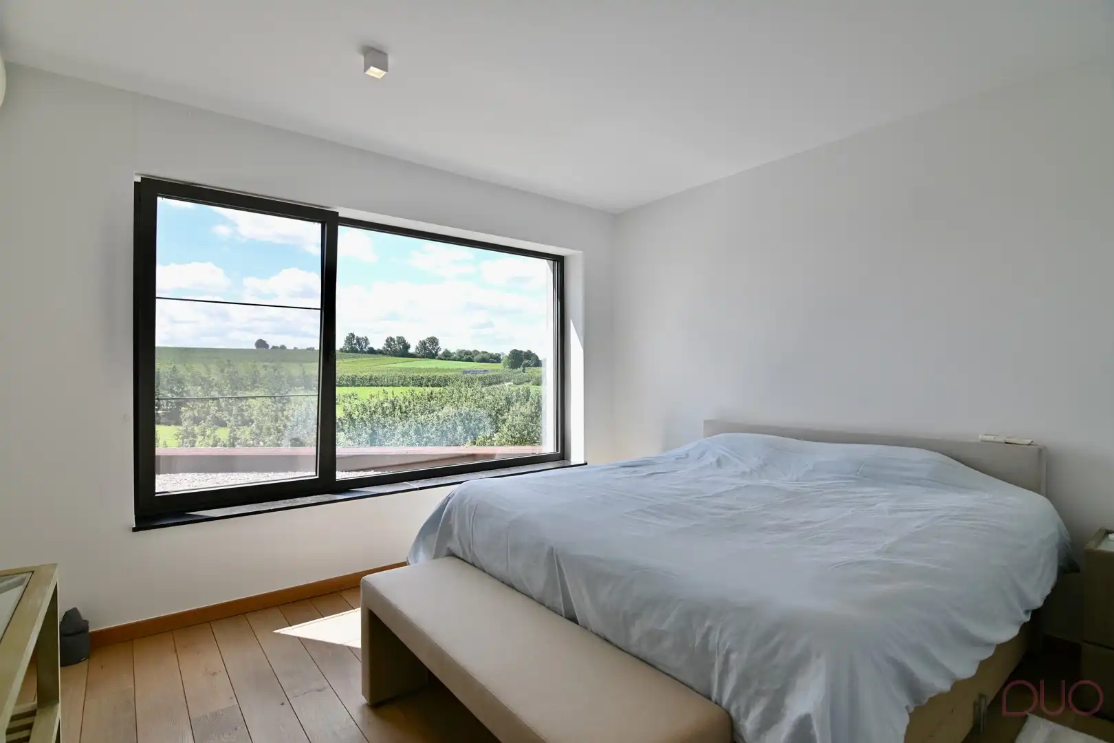 Handelspand op commerciële locatie met  luxueuze penthouse tussen de boomgaarden foto 32