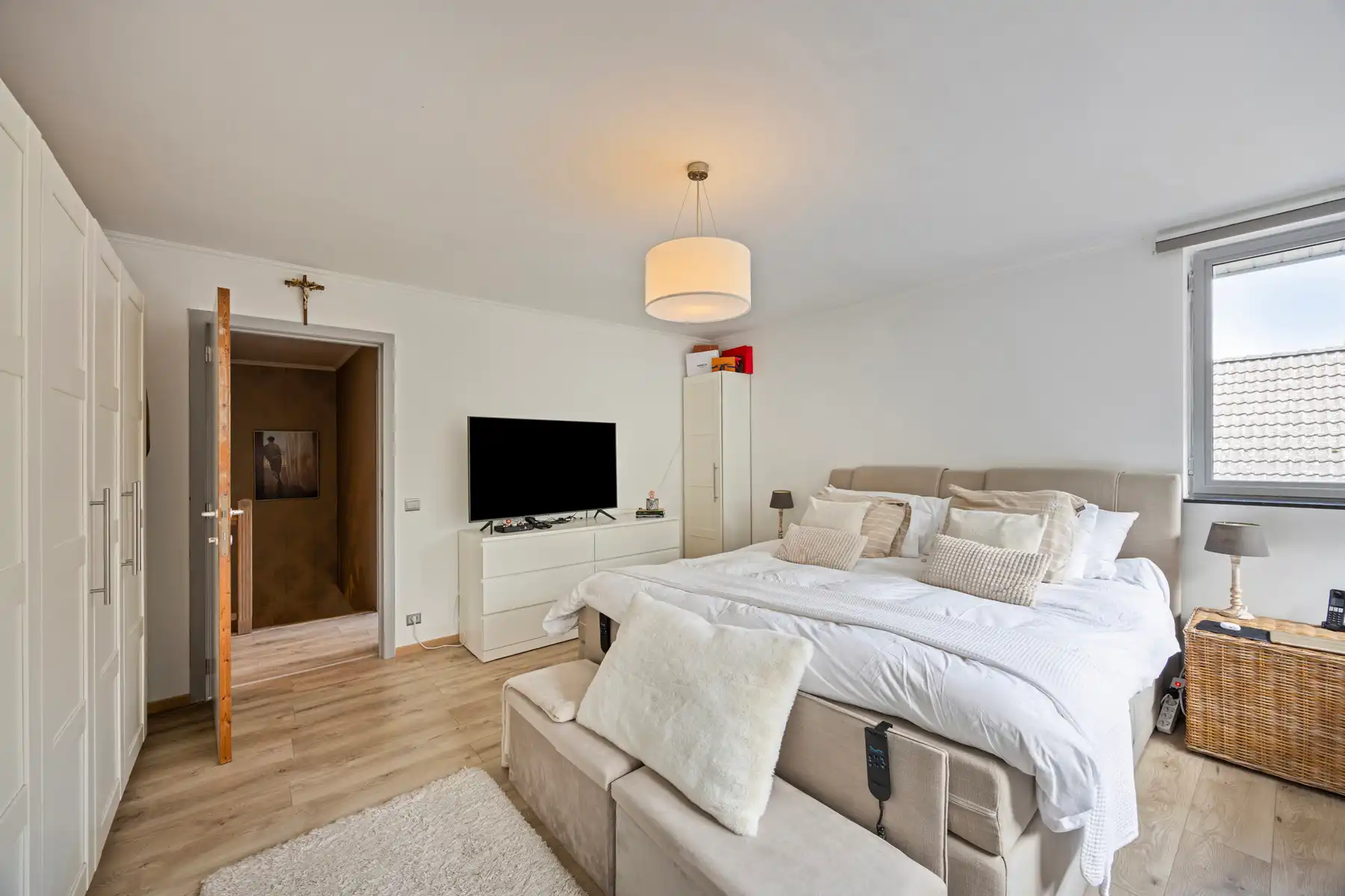 Stijlvolle villa met zwembad, poolhouse en private tuin foto 19