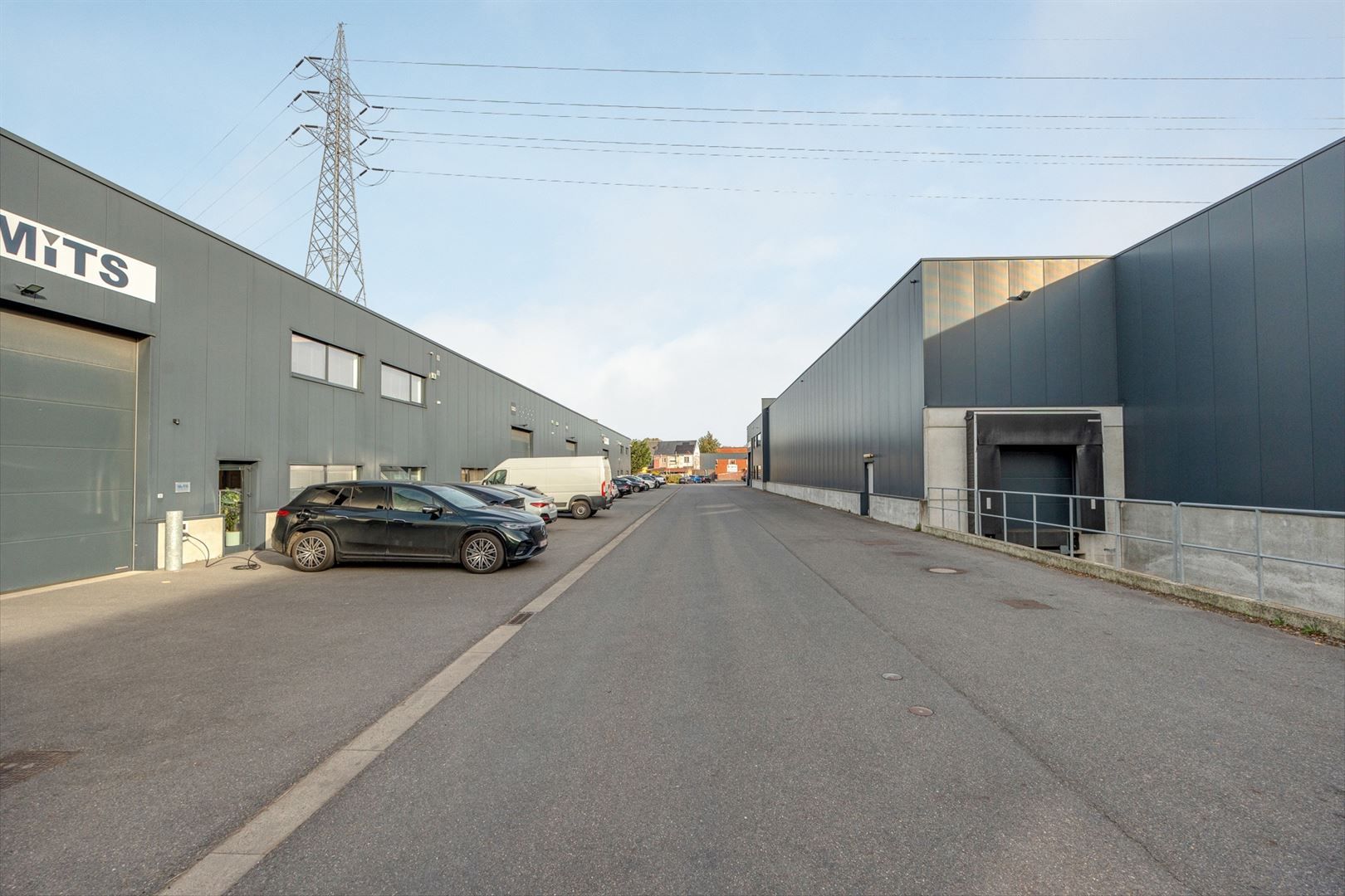 Moderne KMO-unit aan Vaartkaai foto 16