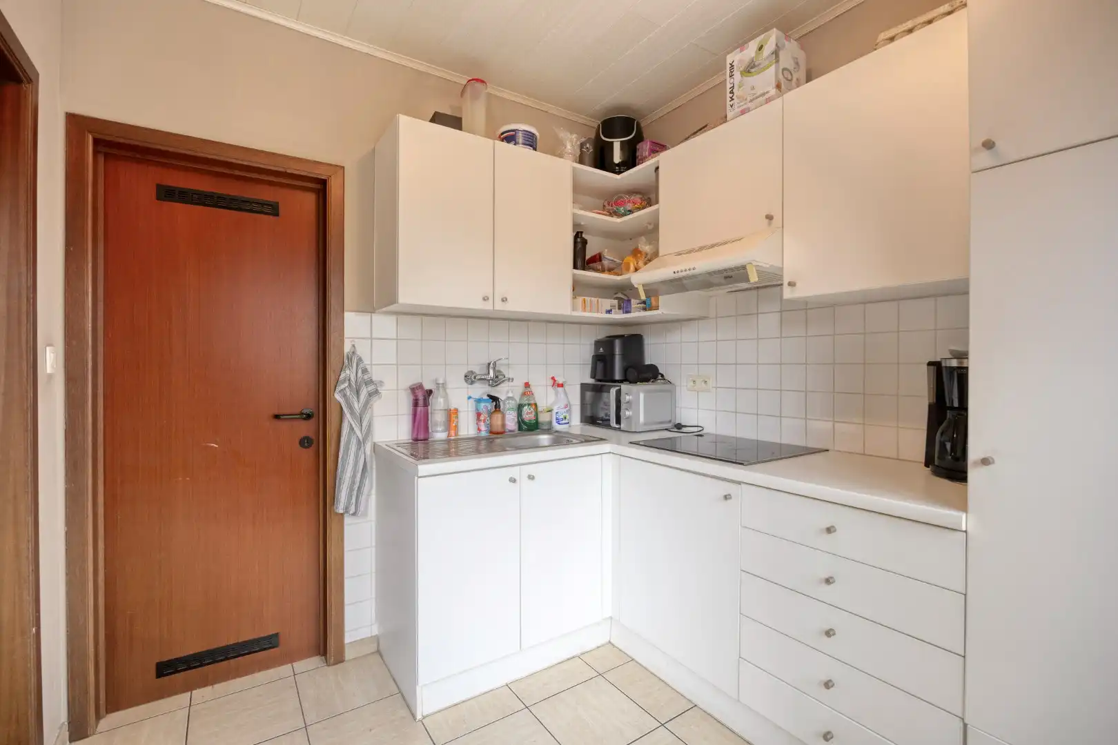 Super gelegen opbrengsteigendom bestaande uit 3 appartementen met tuin in het centrum van Tienen, EPC label C foto 9