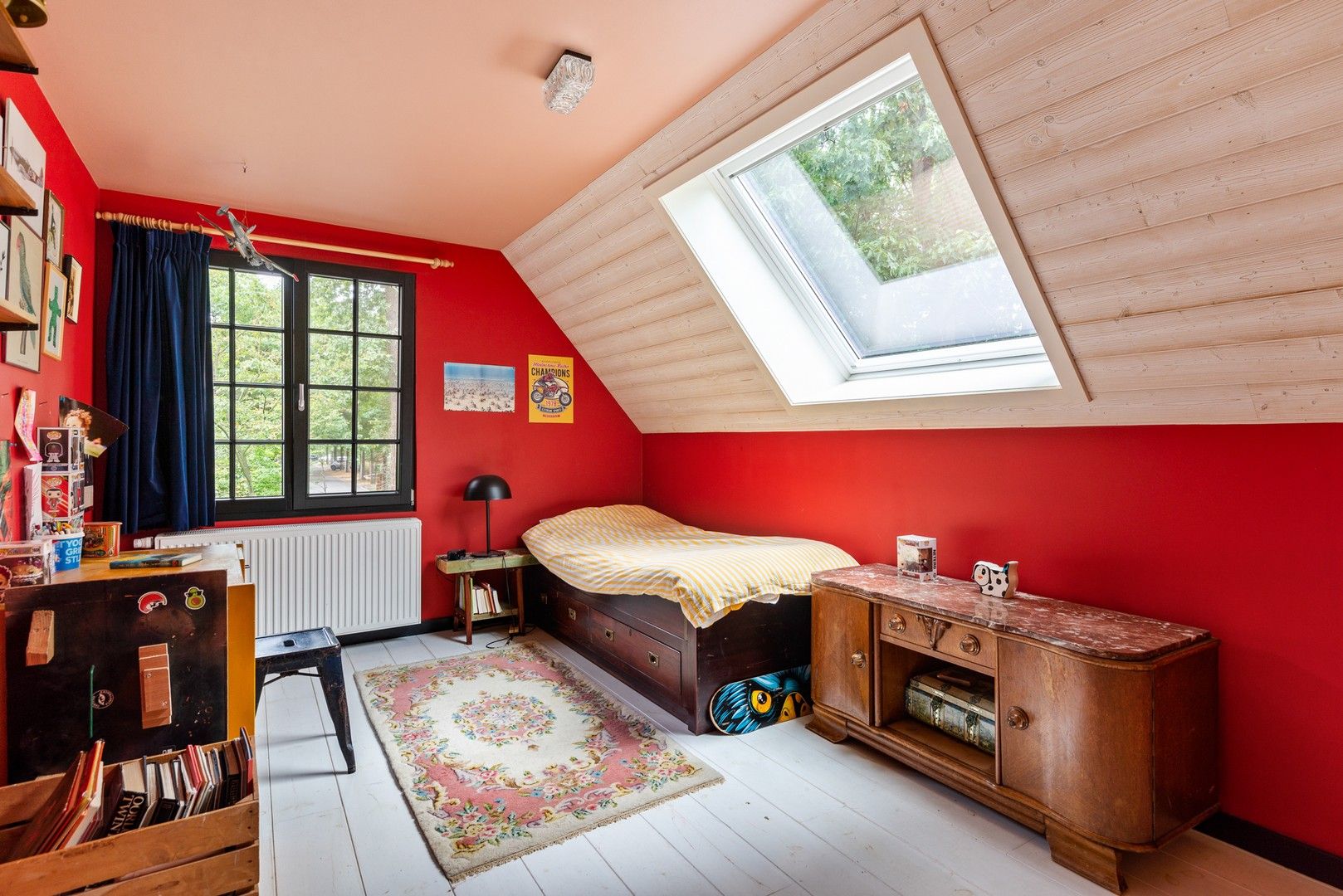 Stijlvolle, vrijstaande villa met zonnige tuin en zwemvijver foto 25