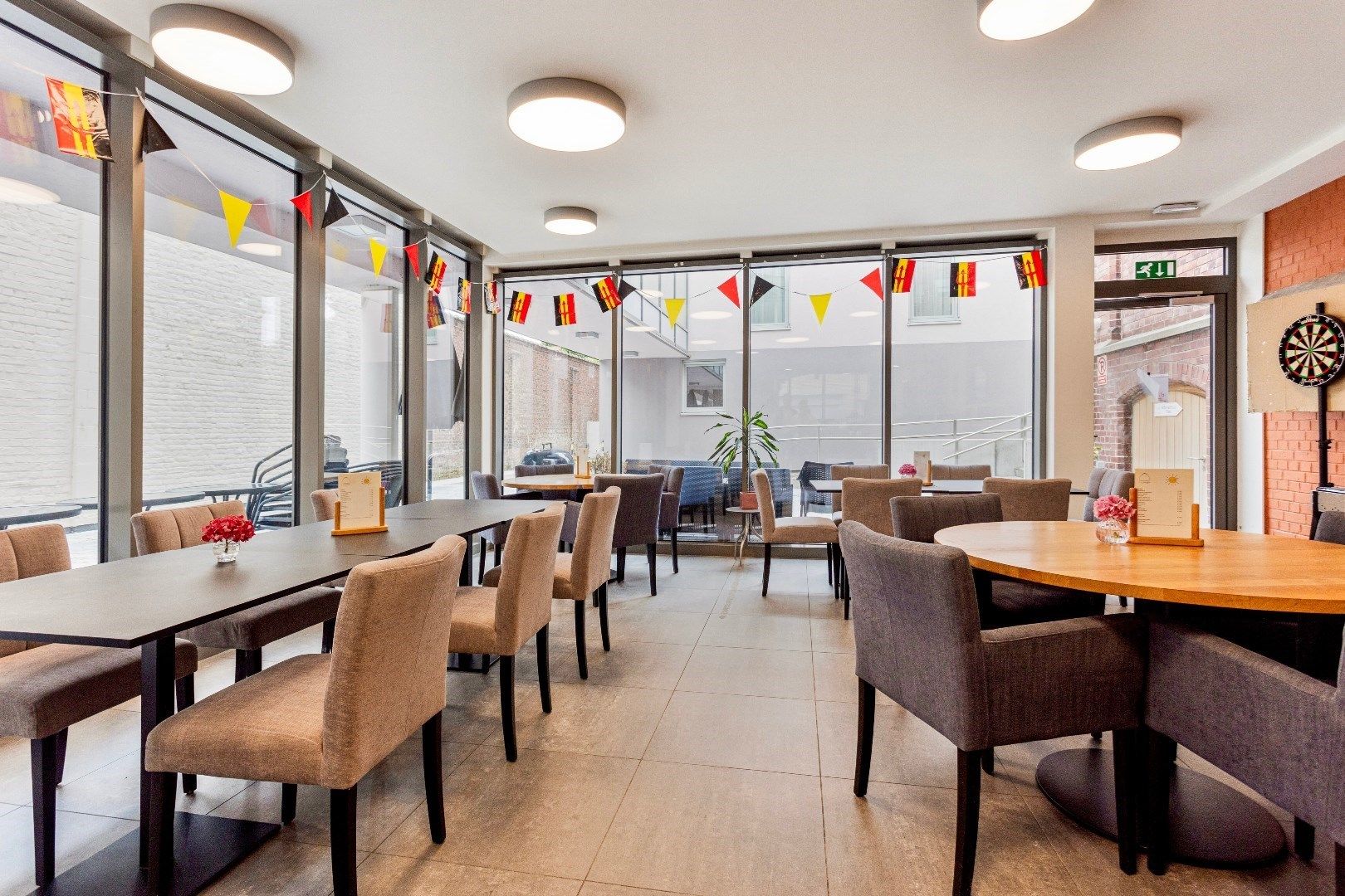 Moderne en ruime assistentiewoning te centrum Halle foto 11
