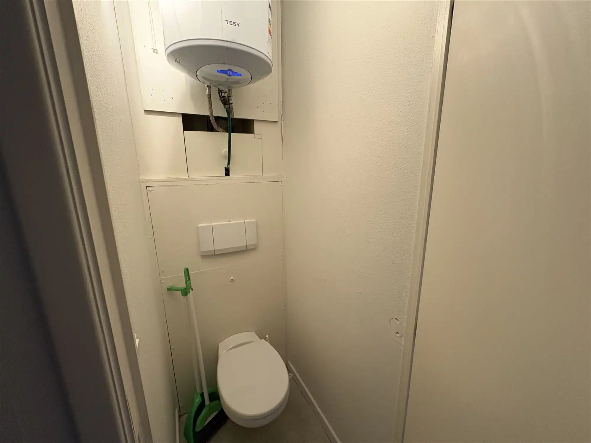 Opbrengsteigendom met 6 studentenkamers en commercieel. foto 12