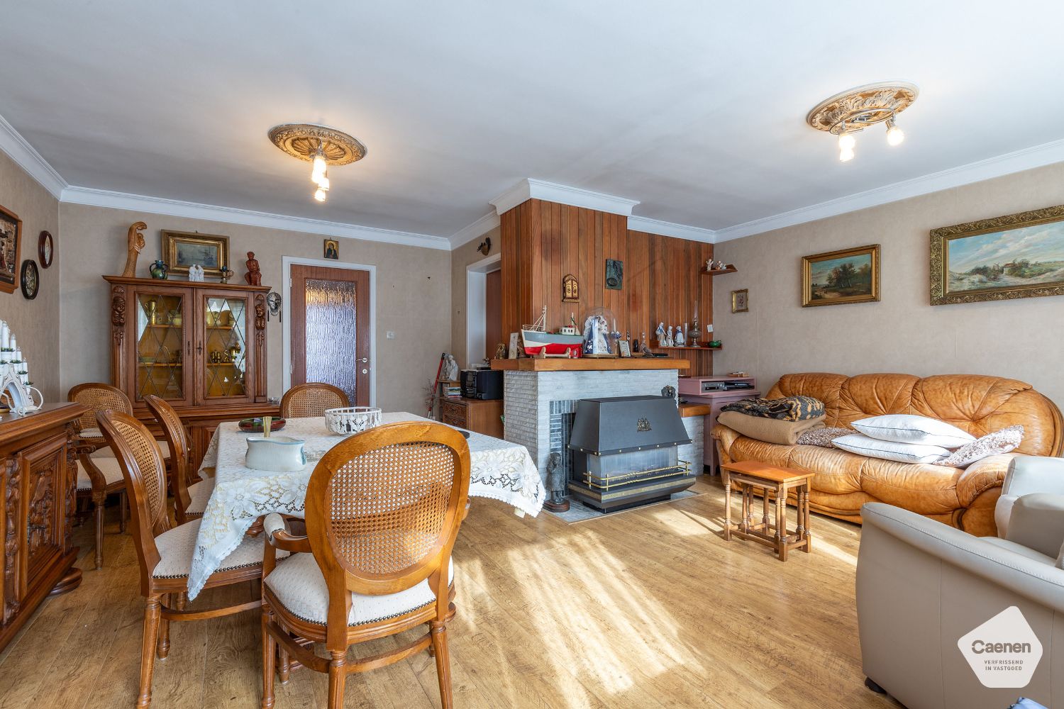 Te renoveren woning met drie slaapkamer met tal van mogelijkheden foto 2