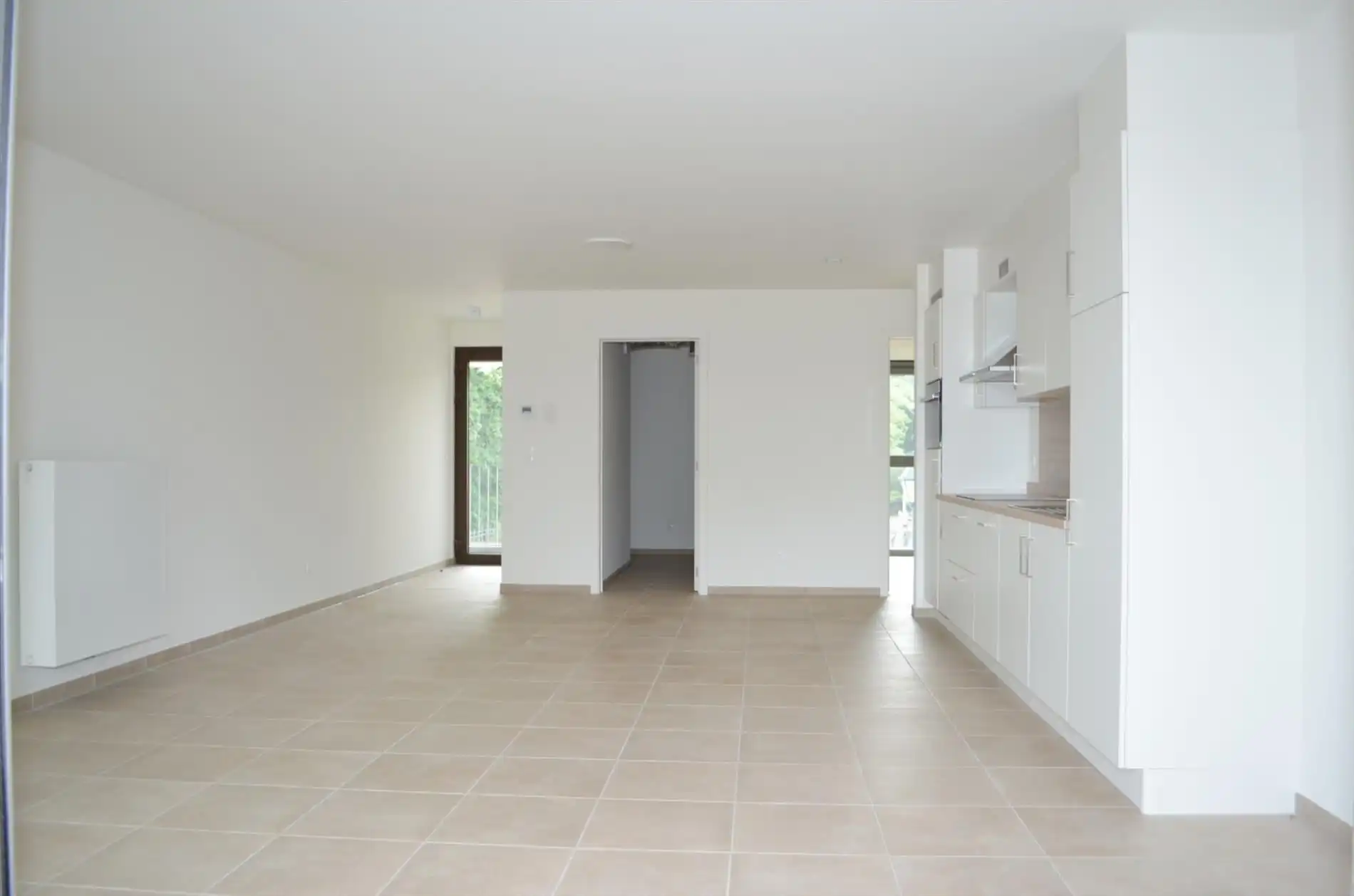 Bijna-enegieneutraal quasi nieuwbouw appartement met drie slaapkamers foto 5