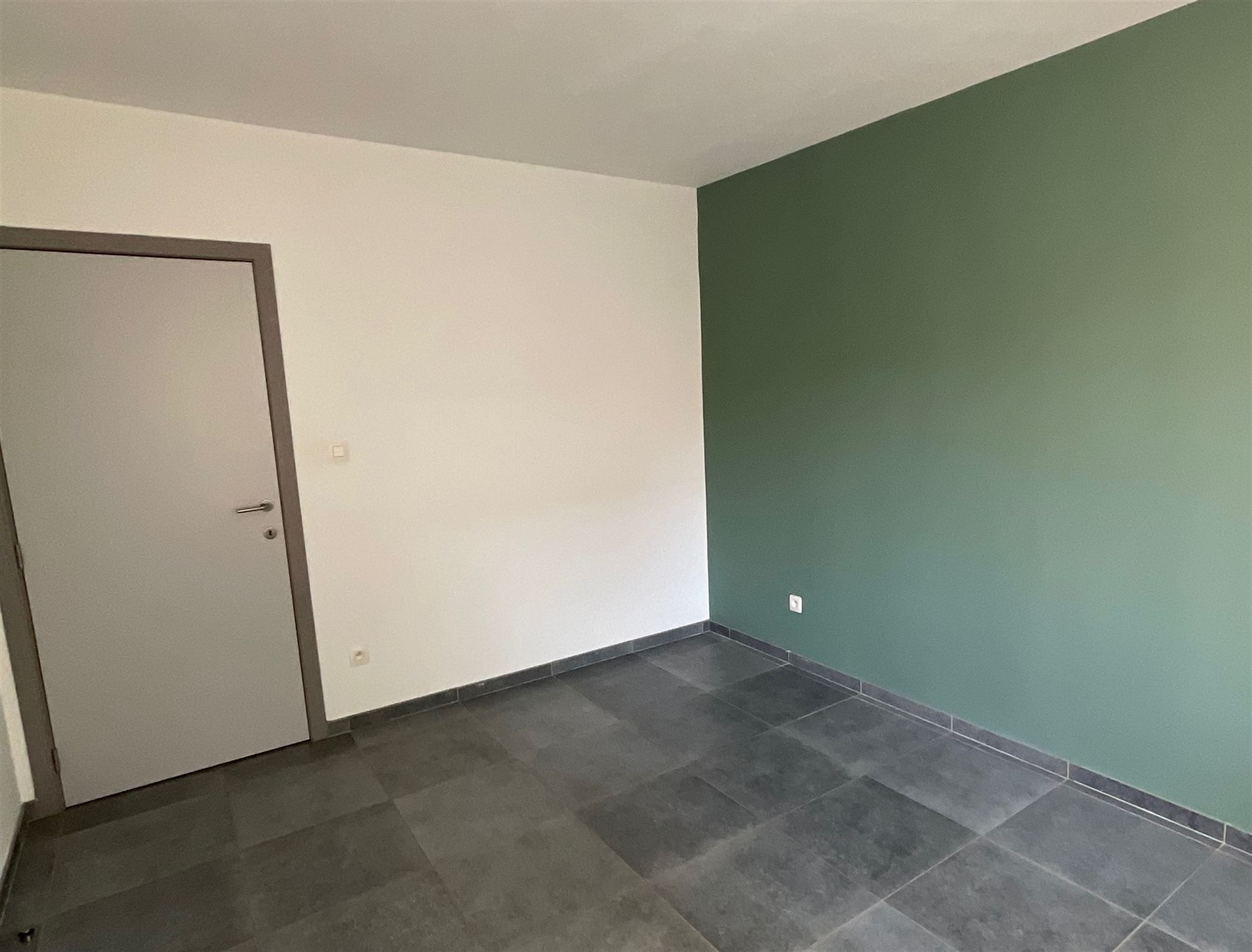 Recent appartement met 2 slaapkamers foto 11