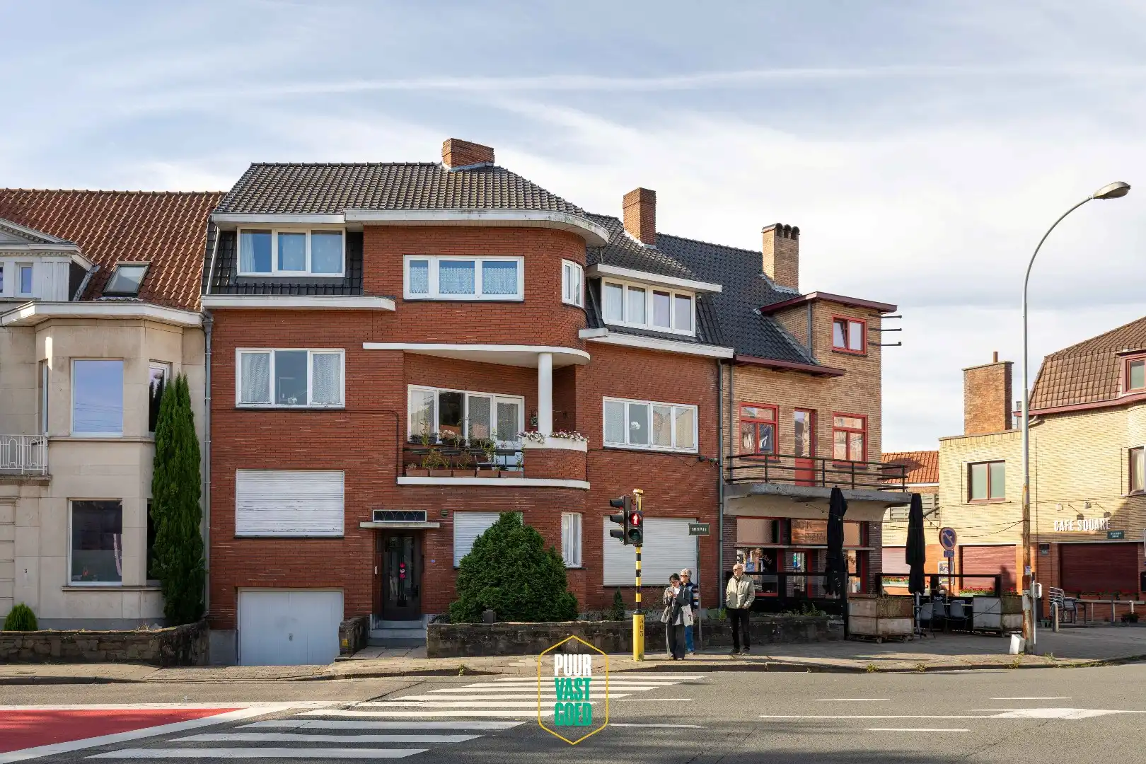 Art Deco opbrengsteigendom aan de rand van stad foto 25