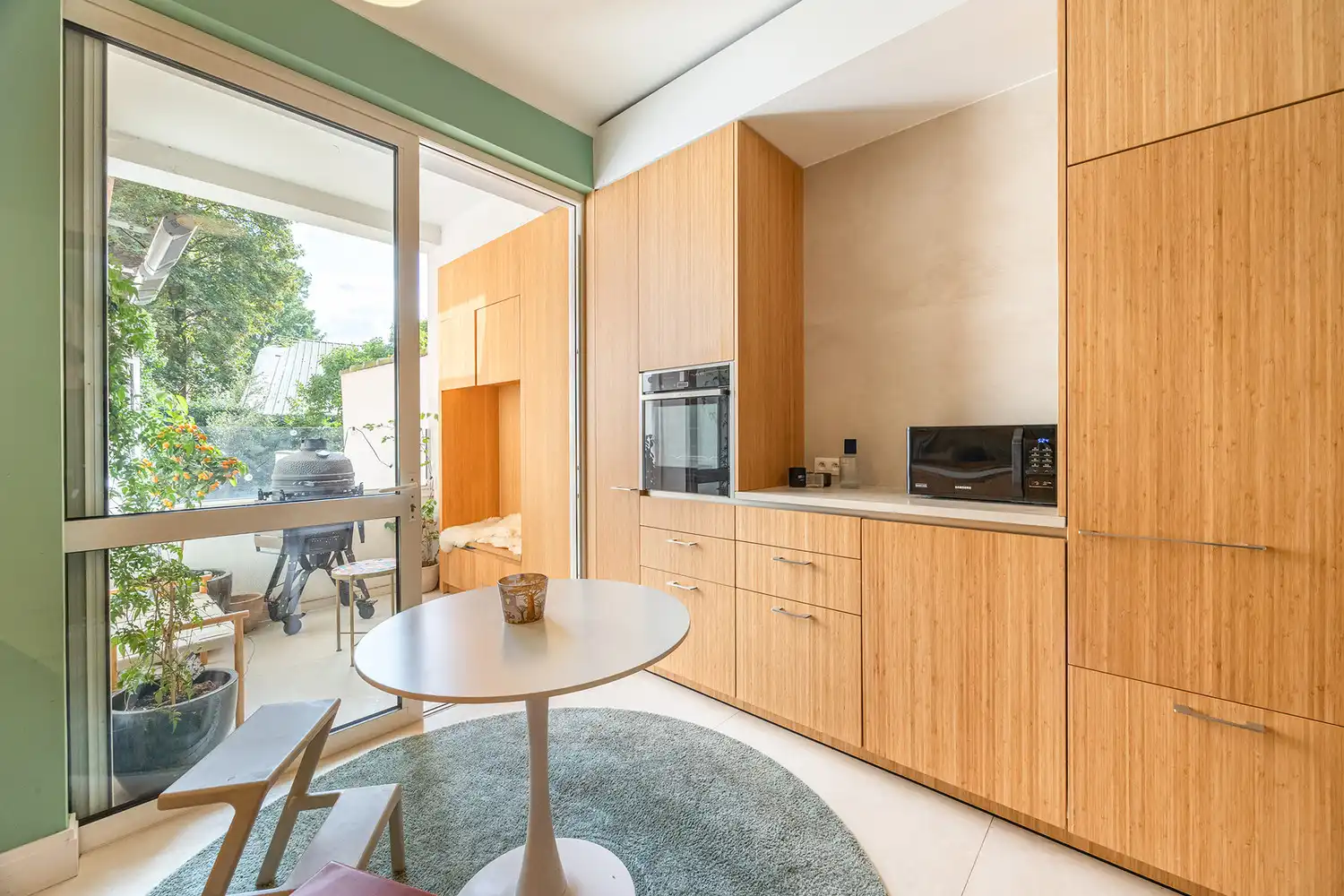Uitzonderlijk gerenoveerd art-decoappartement van 212 m² met terras aan de Jan van Rijswijcklaan foto 13