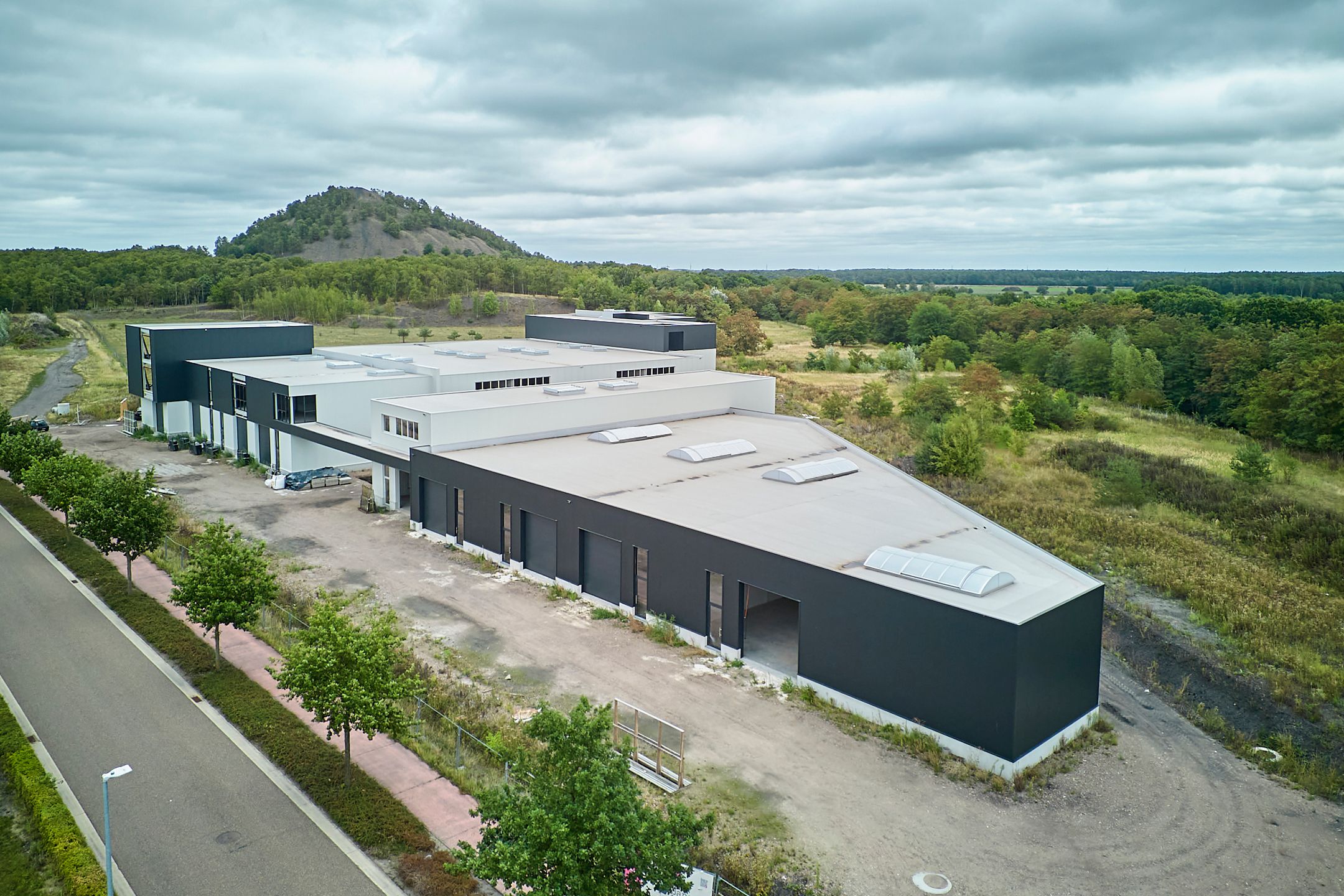 KMO-unit te koop in Genk | Bedrijvenpark Kompellaan foto 2