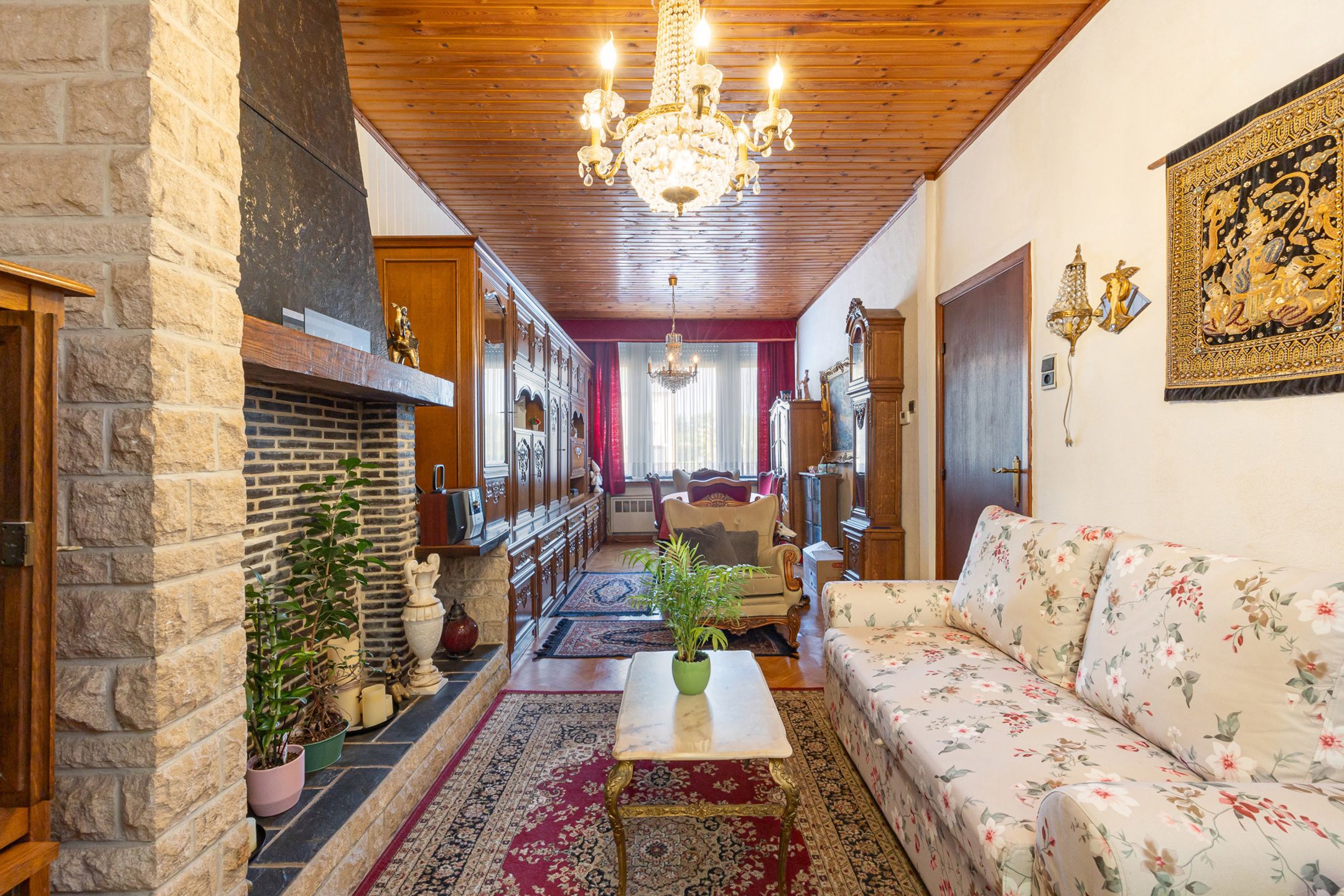 goed gelegen te renoveren woning met tuin en 2 garages + aanpalende bouwgrond (175m²) foto 8