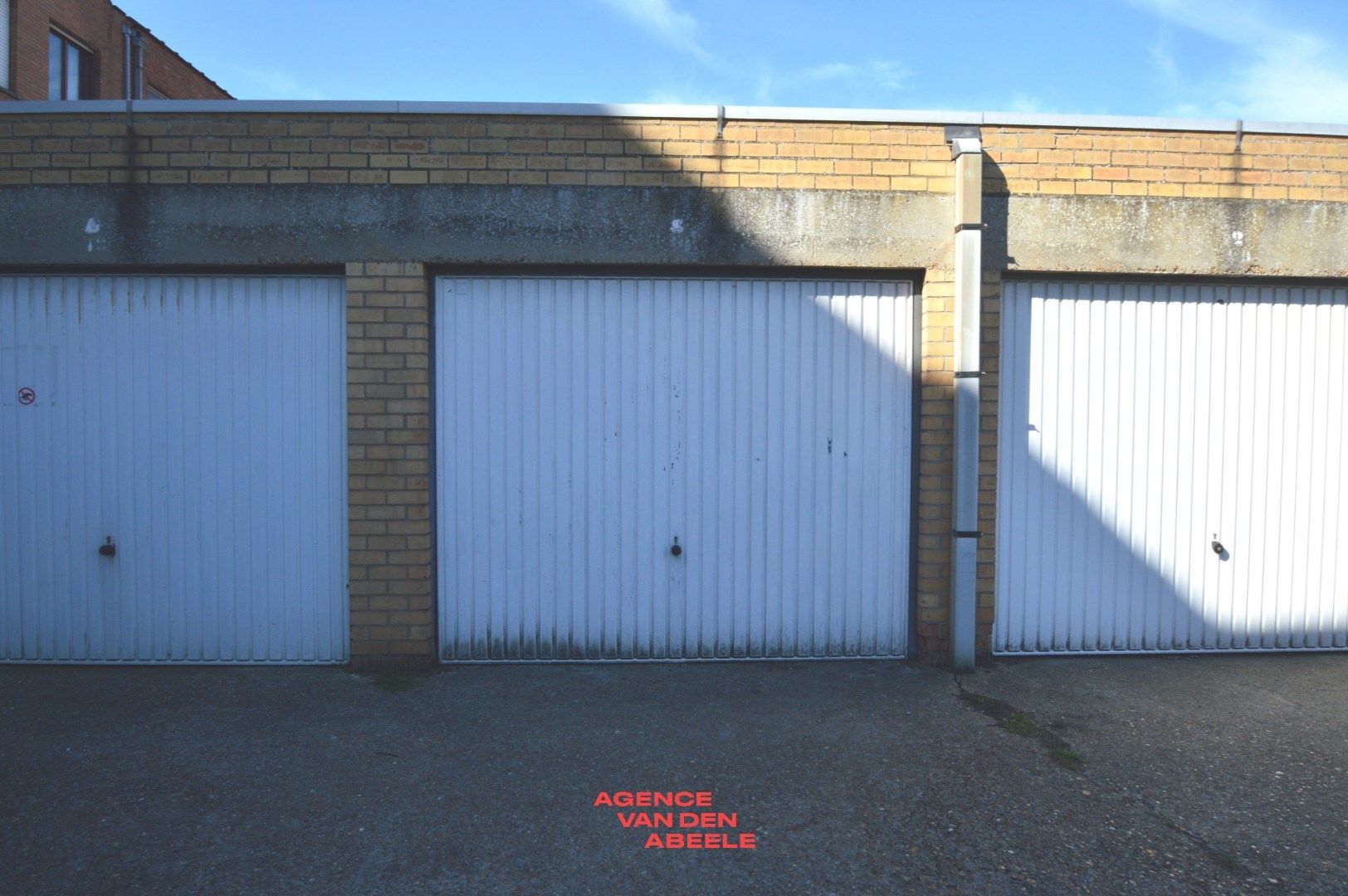 Garagebox in centrum Brugge foto 2