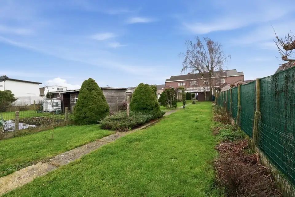 RUIME GEZINSWONING MET 3 SLKS, TUIN EN GARAGEBOX IN TONGEREN foto 28