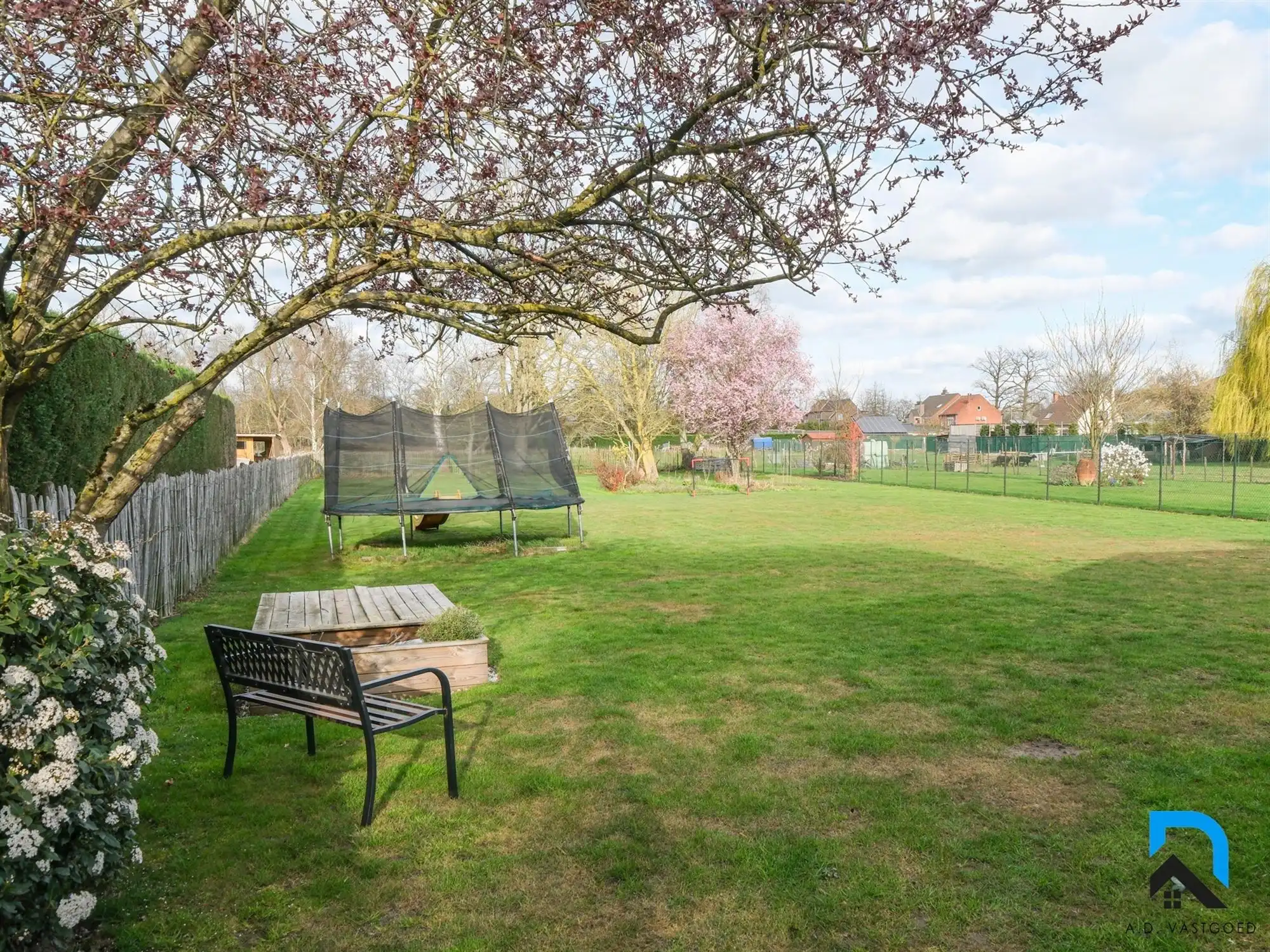 Halfopen bebouwing in Diepenbeek op ruim perceel foto 33