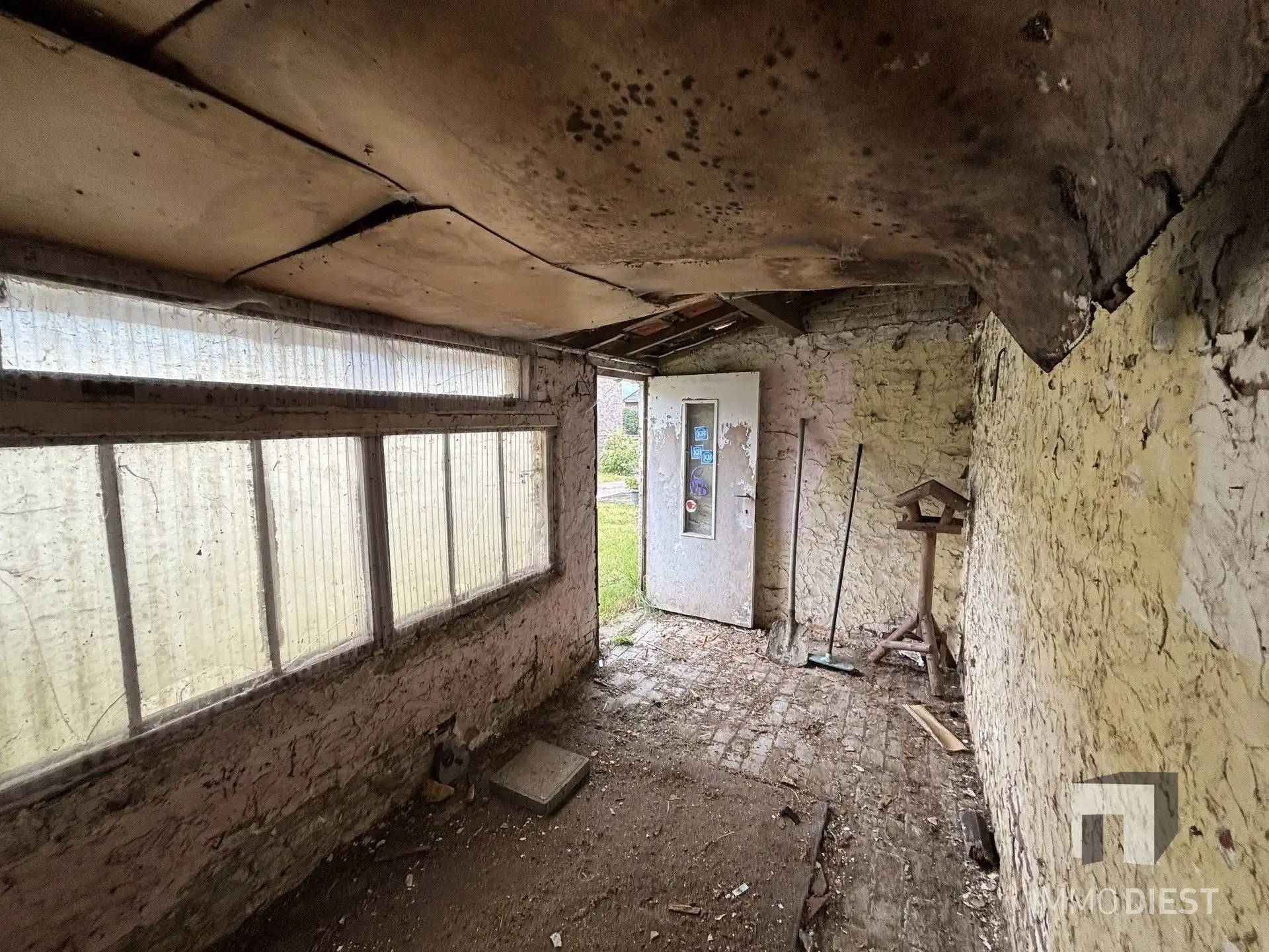 Ruime kluswoning met 3 slaapkamers, garage en tuin foto 39