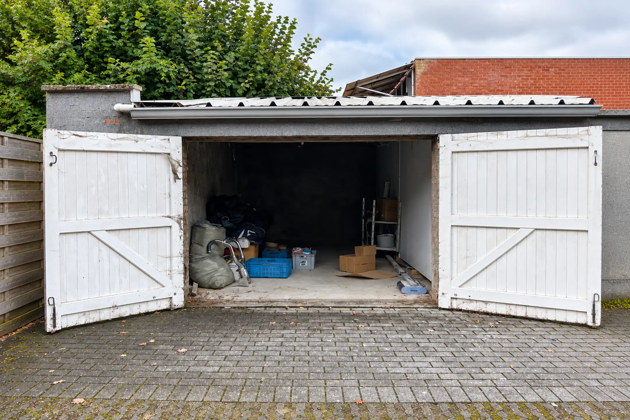 Garage te huur te Sint-Kruis foto 2