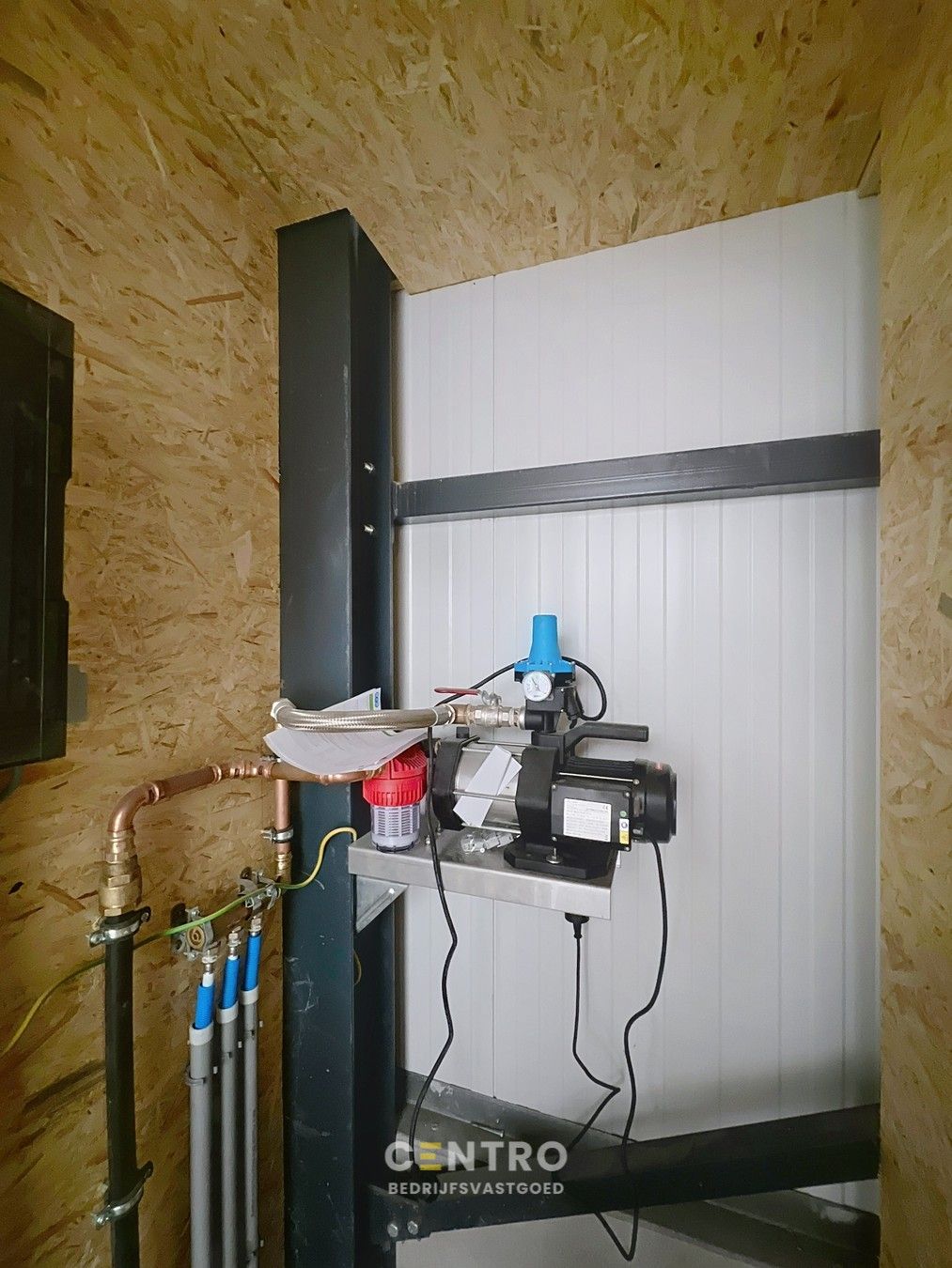 Nieuwbouw OPSLAGPLAATS (± 85m²)  met sanitair te Ingelmunster. Onmiddellijk beschikbaar! foto 5