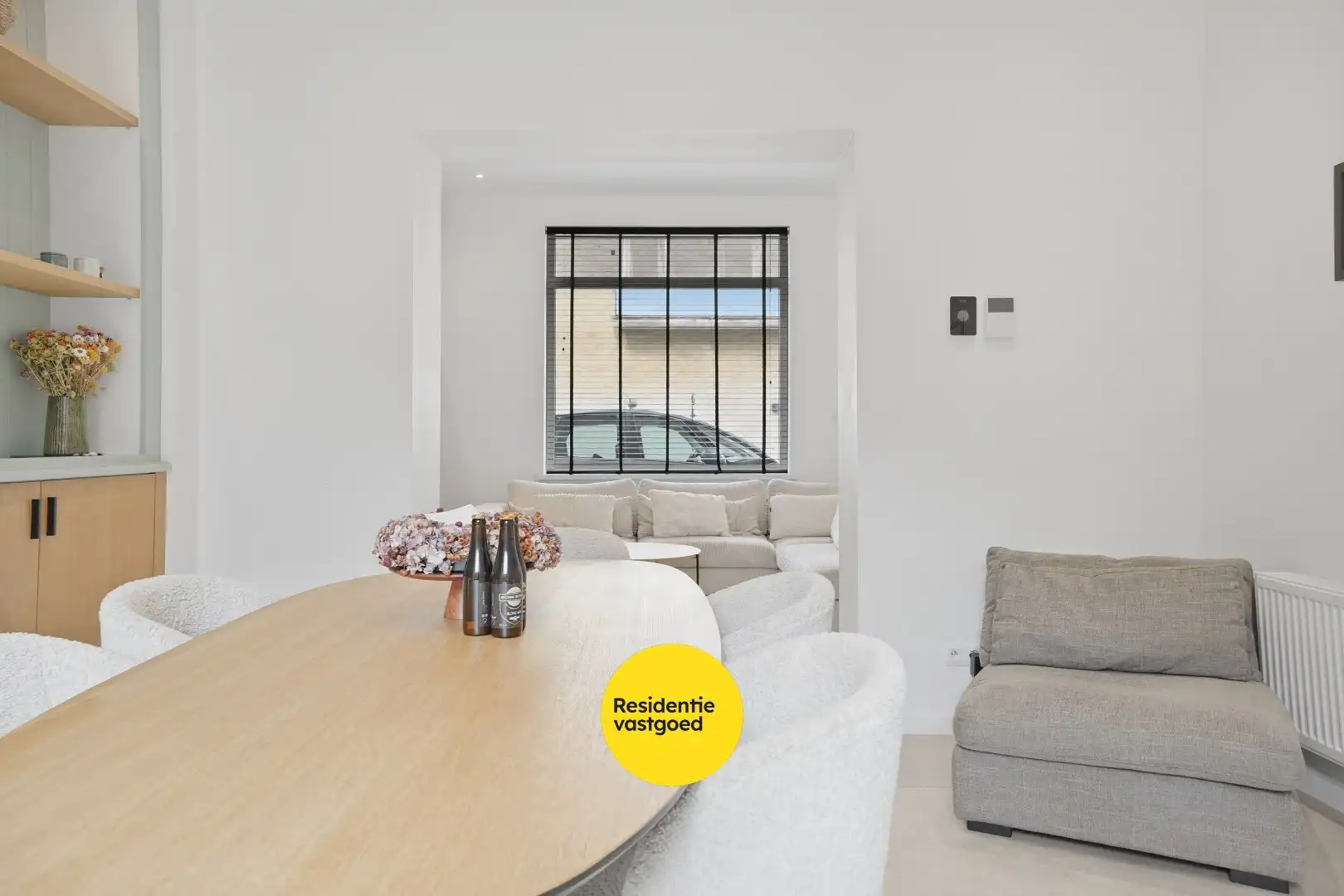Subliem gerenoveerde herenwoning met 6 slaapkamers inclusief garage in Nieuwpoort-Stad op 135m² foto 8
