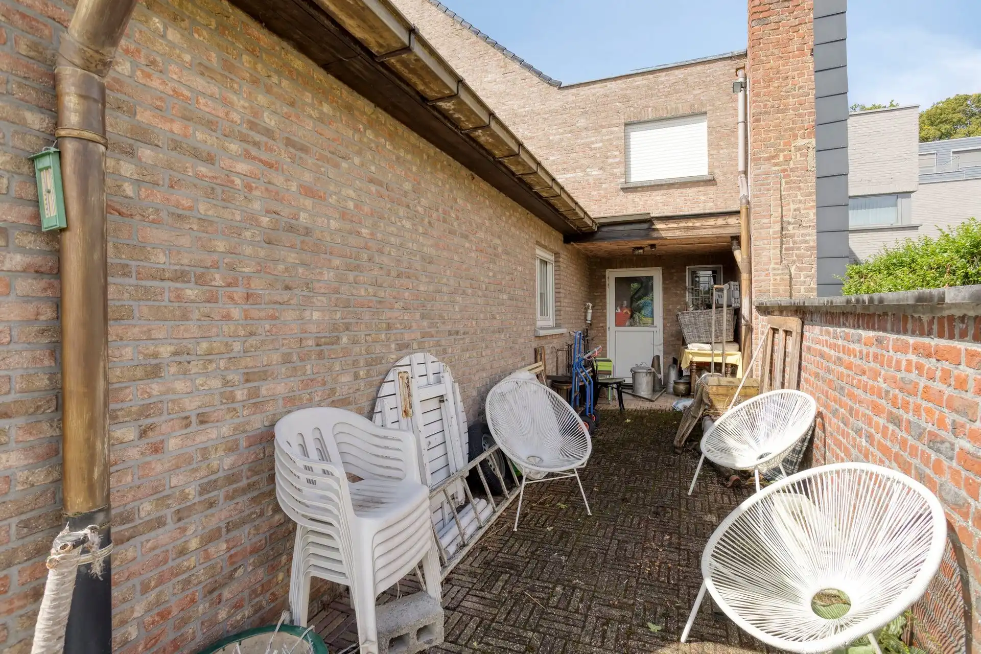 CENTRUM SINT-PIETERS-LEEUW : ruime 2-gevelwoning met atelier/commerciële ruimte (3 slpks) met grote tuin en private autostaanplaats foto 15