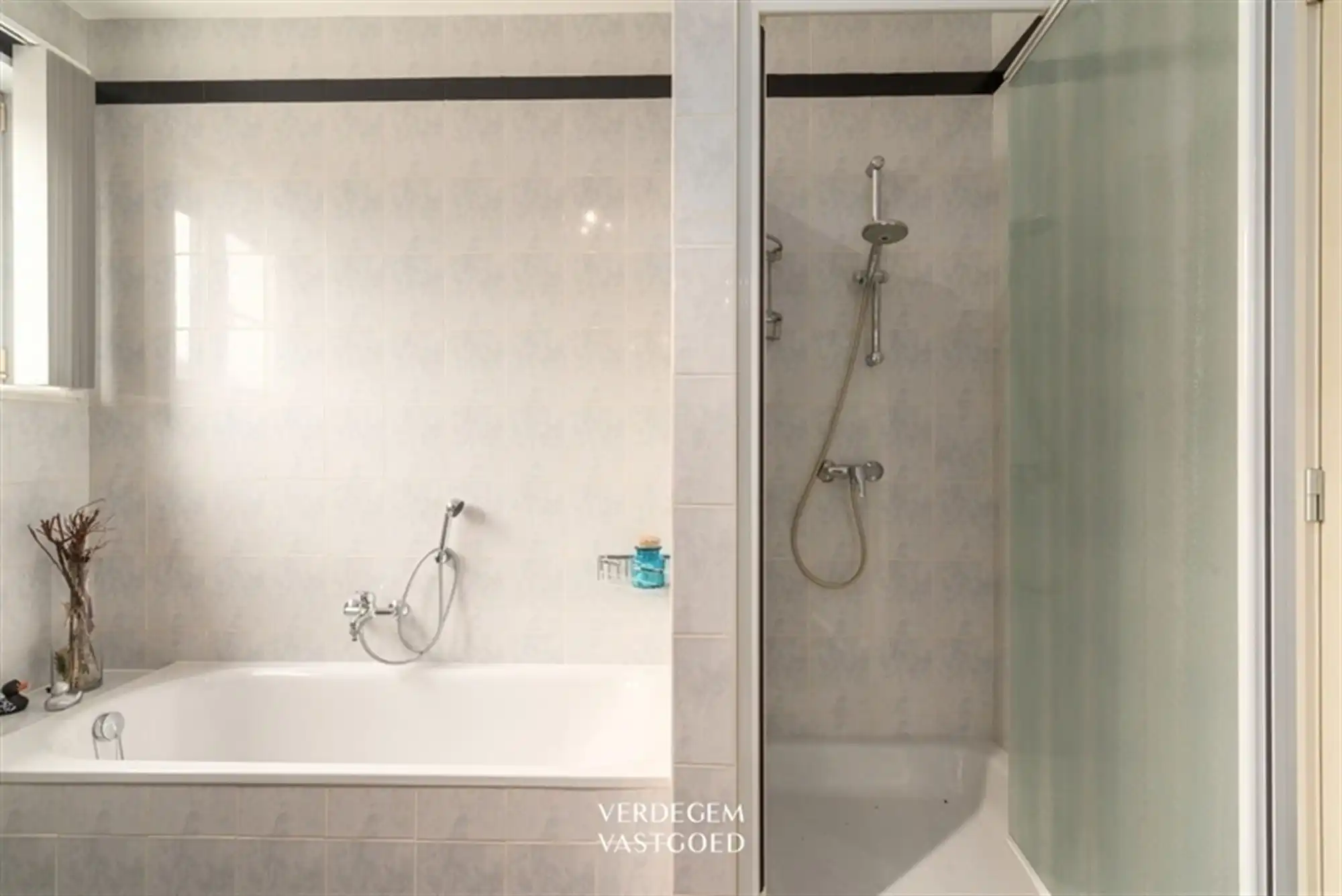 Luxueus en ruim wonen met aanlegsteiger aan de Moervaart foto 19