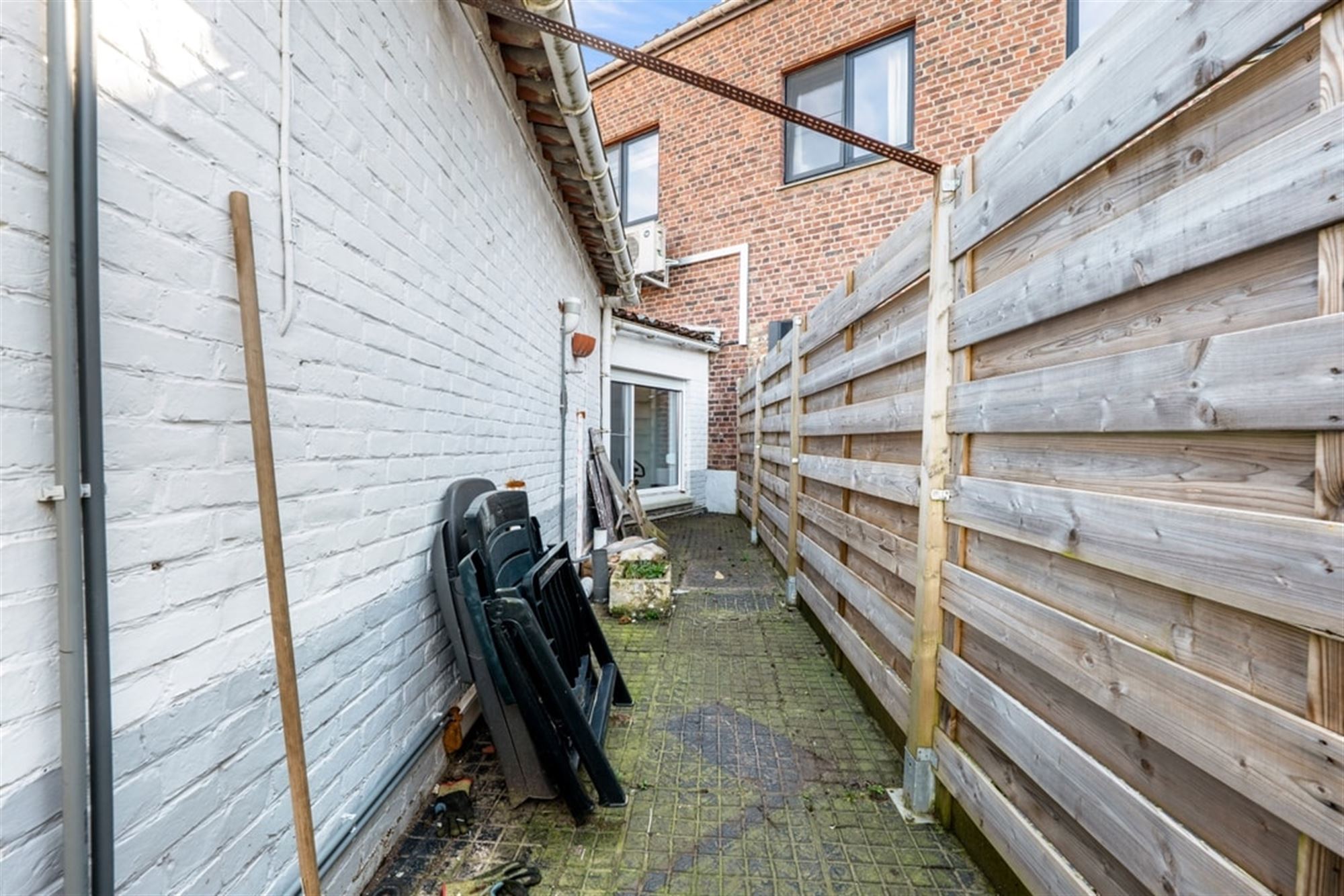 GEZELLIGE GEZINSWONING MET 3 SLKS EN EEN GARAGE IN HET LANDELIJKE HEERS foto 31