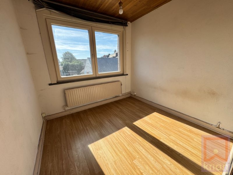 Ruime energiezuinige woning met 3 slpks, zolder, veranda, kelder en magazijn foto 18