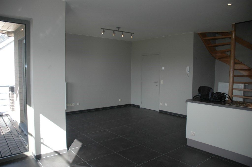 Duplex appartement 1ste verdieping voorkant gebouw foto 2