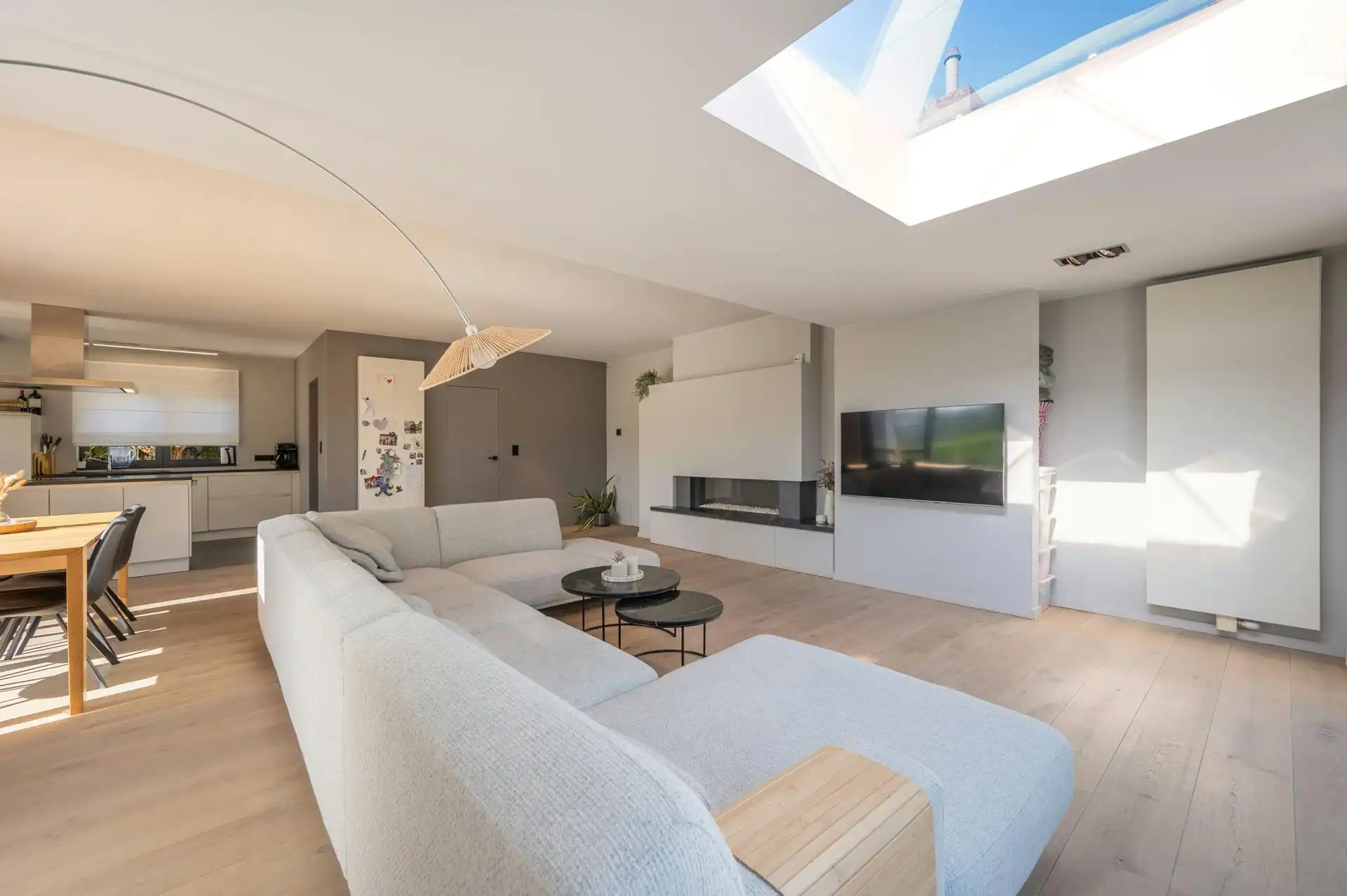 Huis met 4 slaapkamers en open zicht op groen vlakbij Brugge foto 5