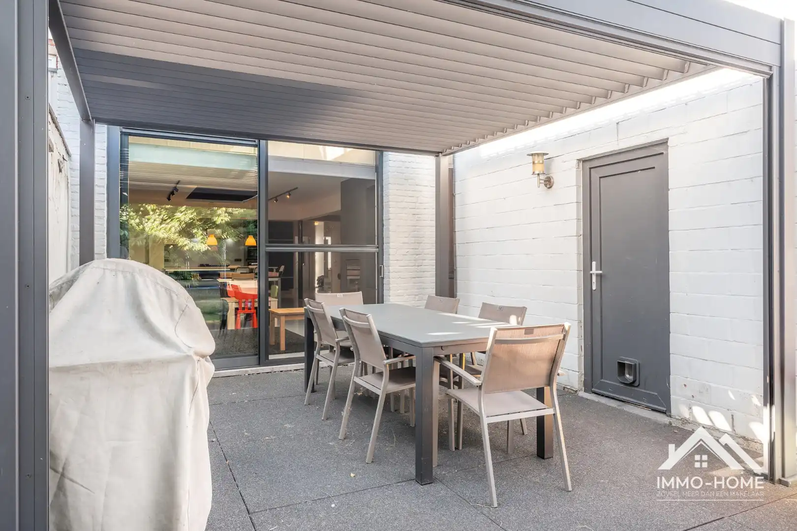 Héél erg ruime gerenoveerde woning met garage nabij centrum Lokeren! foto 13