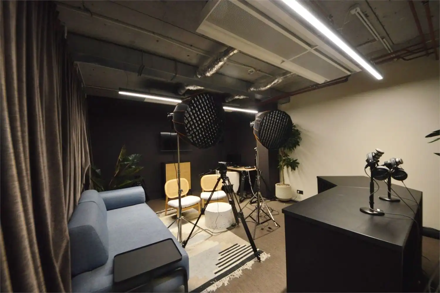 Bureaux prêts à emménager dans un immeuble moderne au 4e étage foto 8