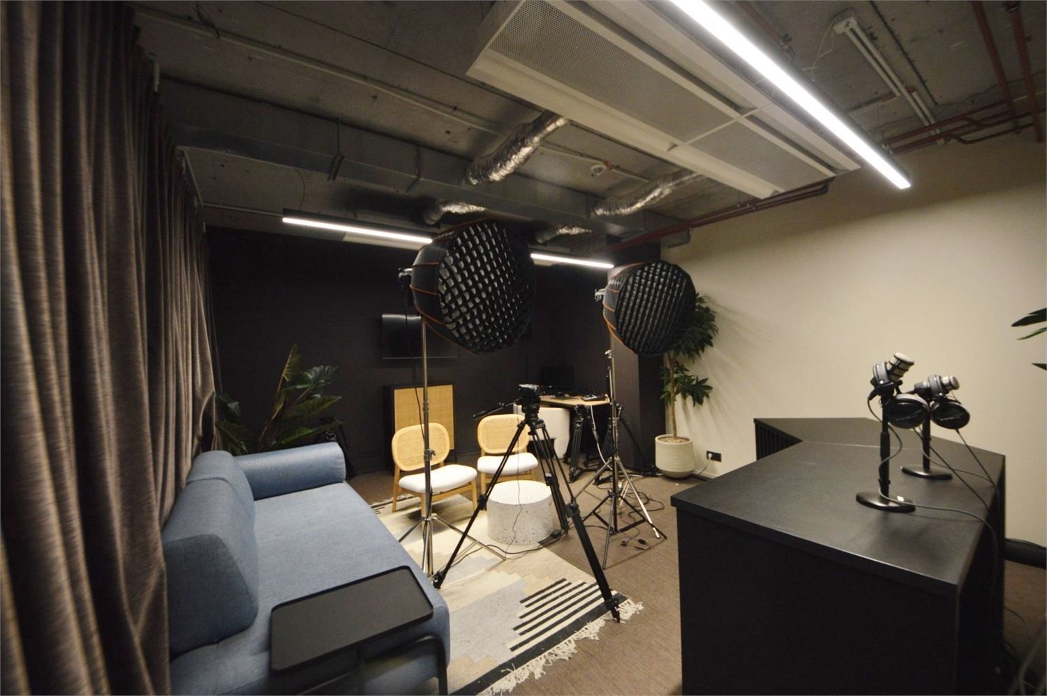 Bureaux prêts à emménager dans un immeuble moderne au 4e étage foto 8