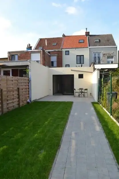 Gerenoveerde instapklare woning - Centrale ligging en instapklare staat! foto 21