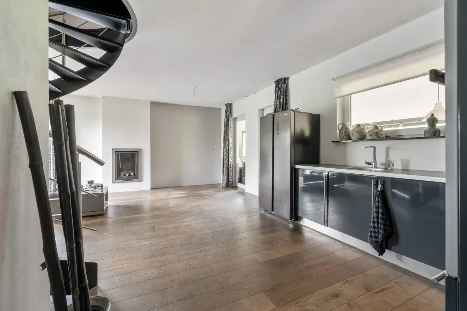 Ruime, zeer rustig gelegen woning op een perceel 29a90ca te Molenbeersel - een deelgemeente van Kinrooi!  foto 7