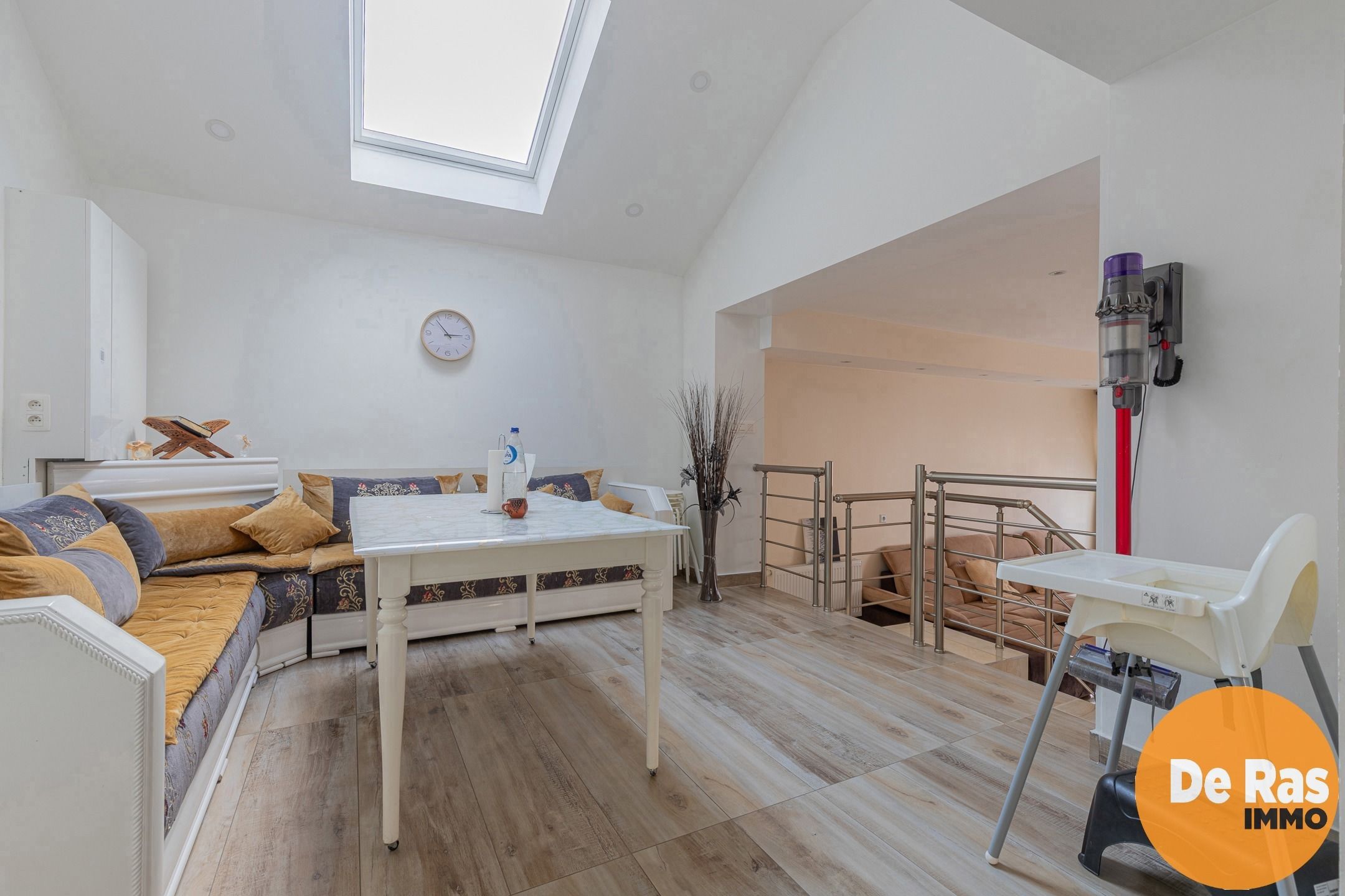 OORDEGEM - Instapklare woning met 4 kamers op goede locatie foto 8