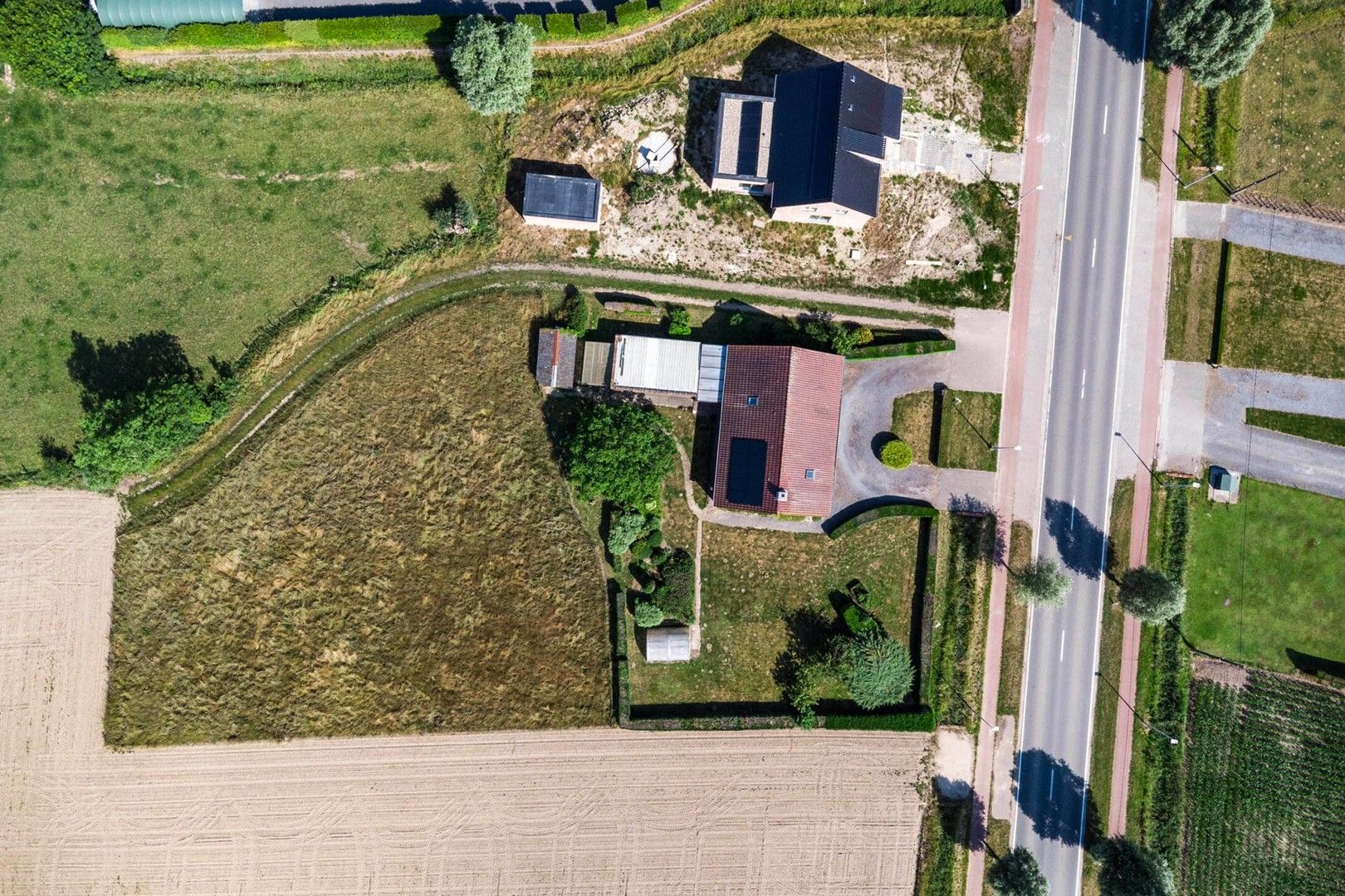 Alleenstaande woning met grote tuin en weiland op 3.582 m² foto 26