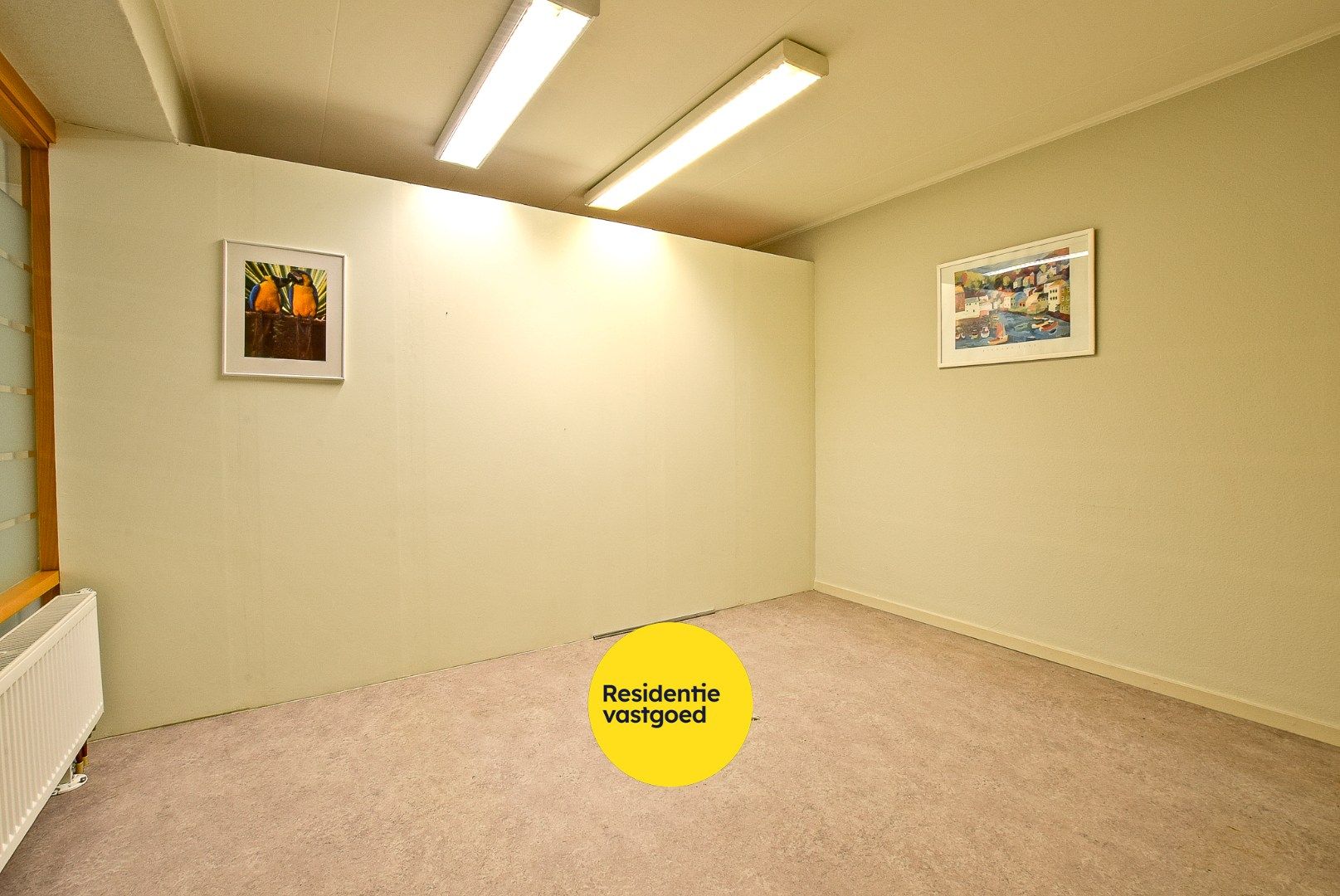 Centraal gelegen handelsruimte (148 m²) in centrum Diksmuide! foto 10