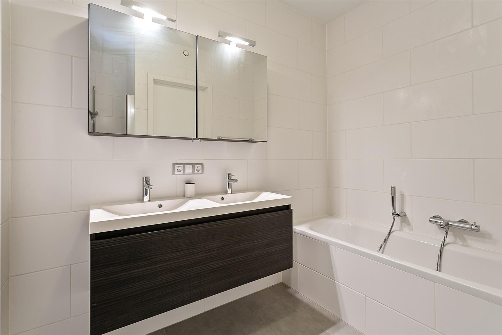 Ruim appartement met 3 slaapkamers en staanplaats foto 21