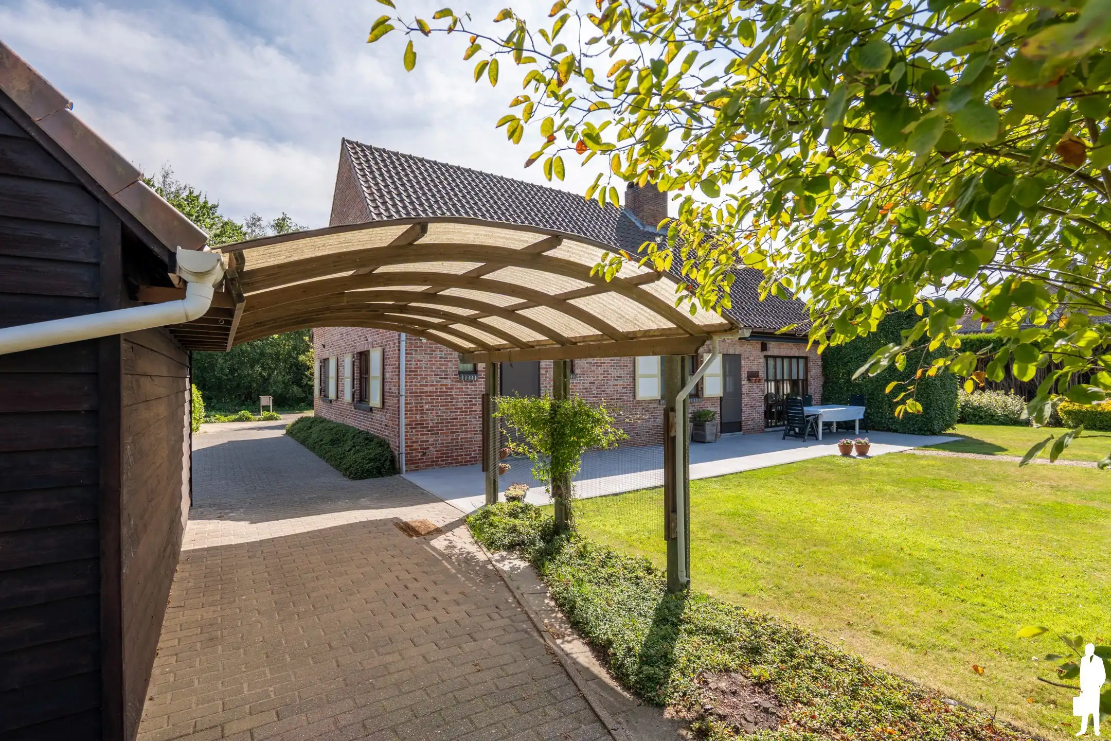 Villa - uitzonderlijke ligging; nabij Nederl.; wijde natuur foto 25