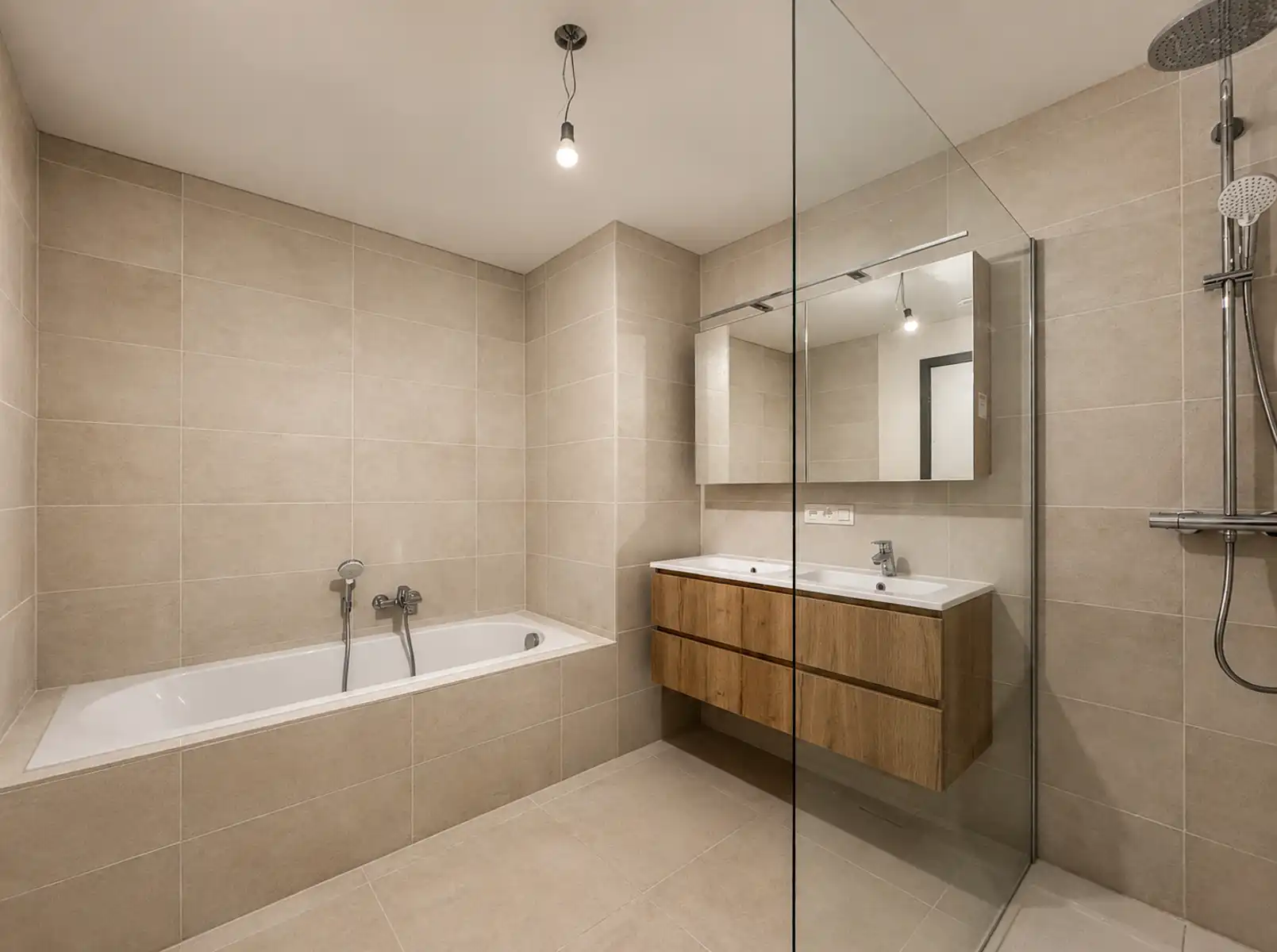 Prachtig en ruim nieuwbouw BEN appartement foto 16