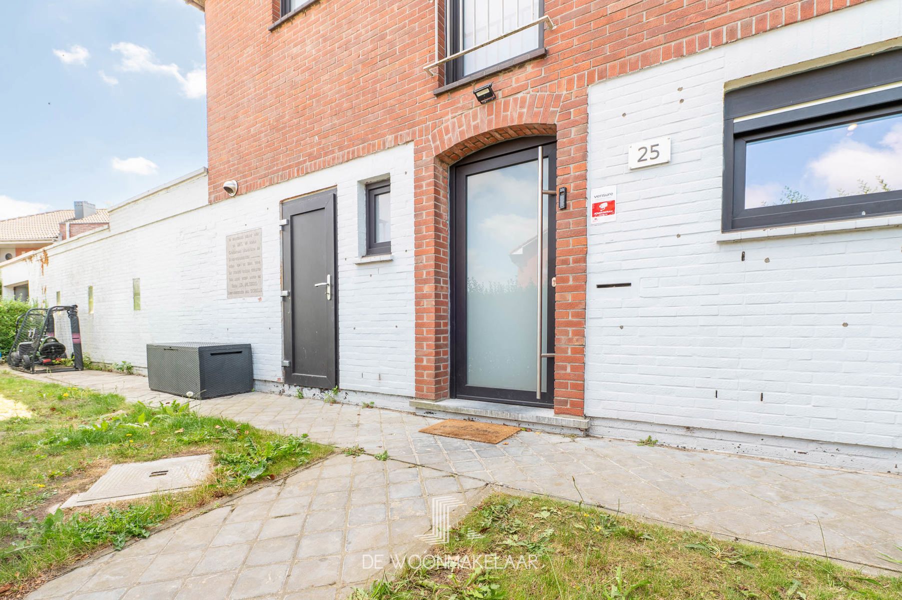 Instapklare hoekwoning met 3 slaapkamers, garage en tuin foto 21