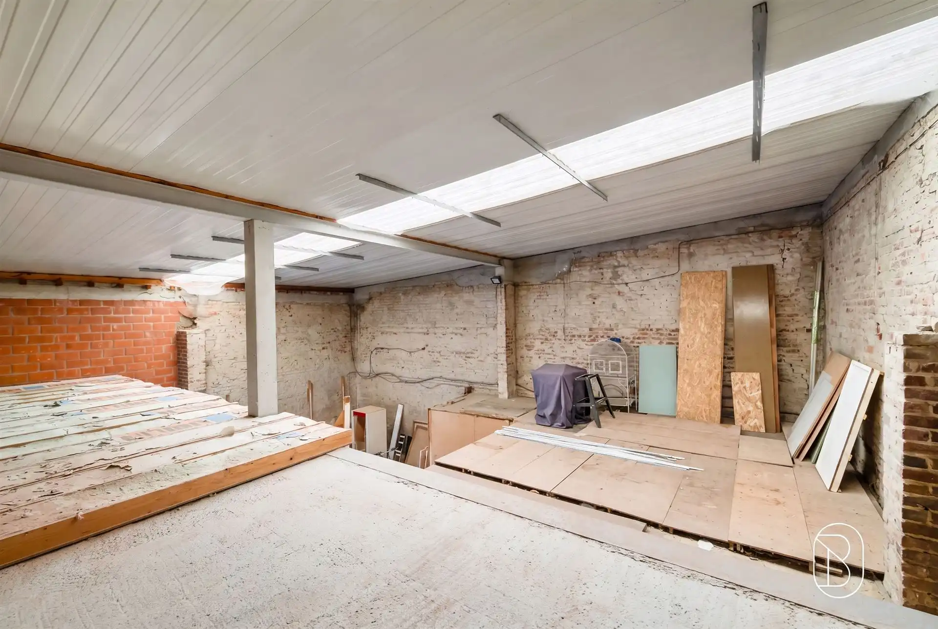 Loods, magazijn en handelsruimte in Ooigem! foto 7