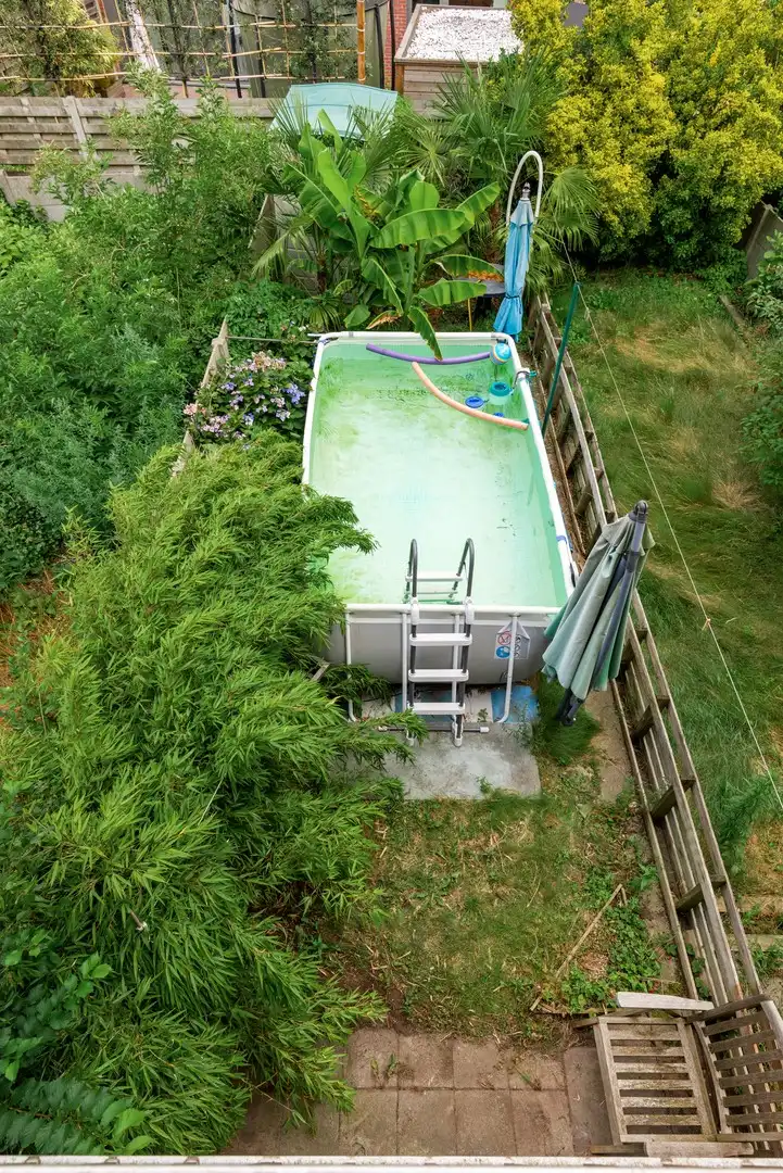Op te frissen 2-slp appartement met autostaanplaats en tuin foto 15