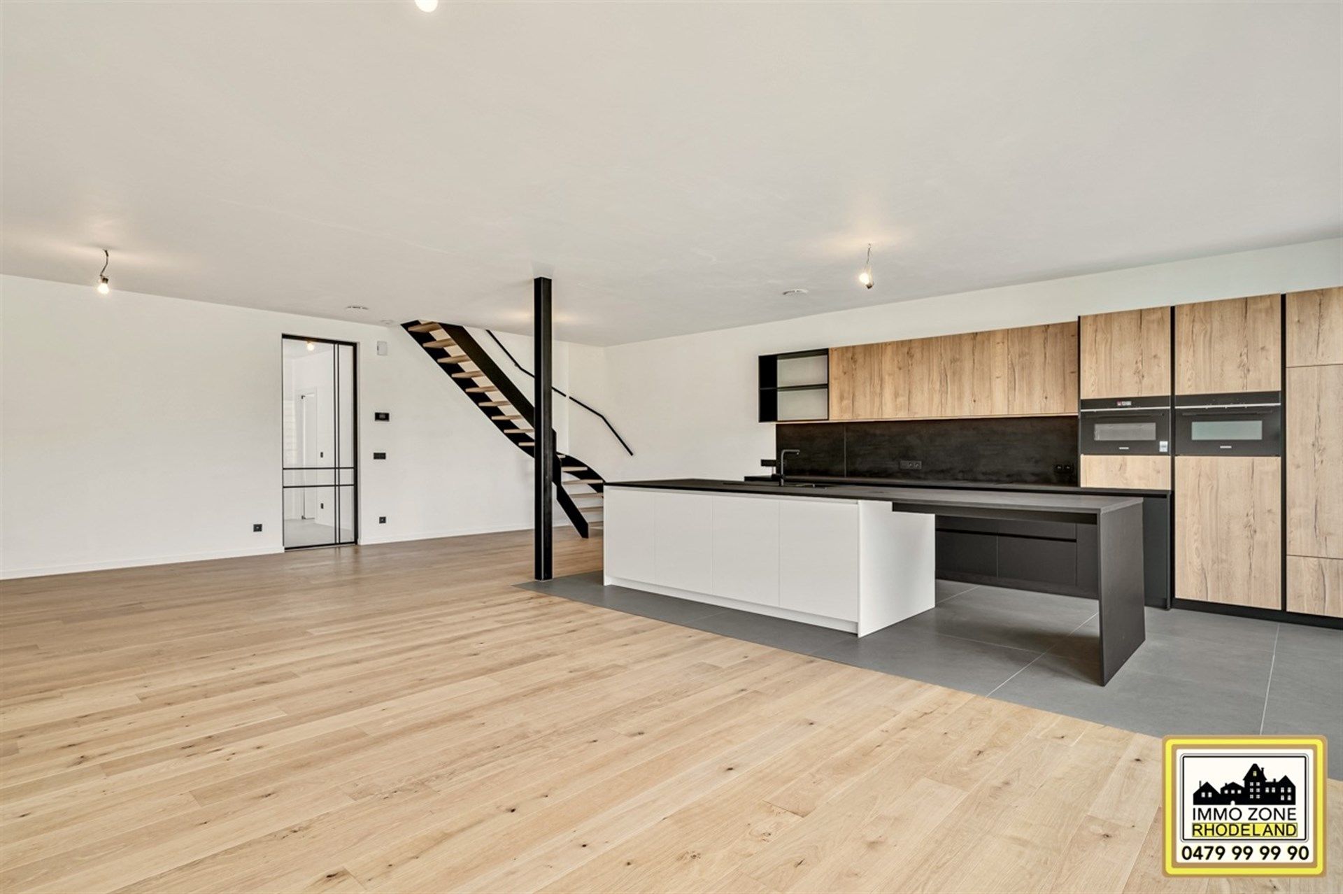 Luxueus gerenoveerde woning met 3 slpks en prachtige tuin foto 10