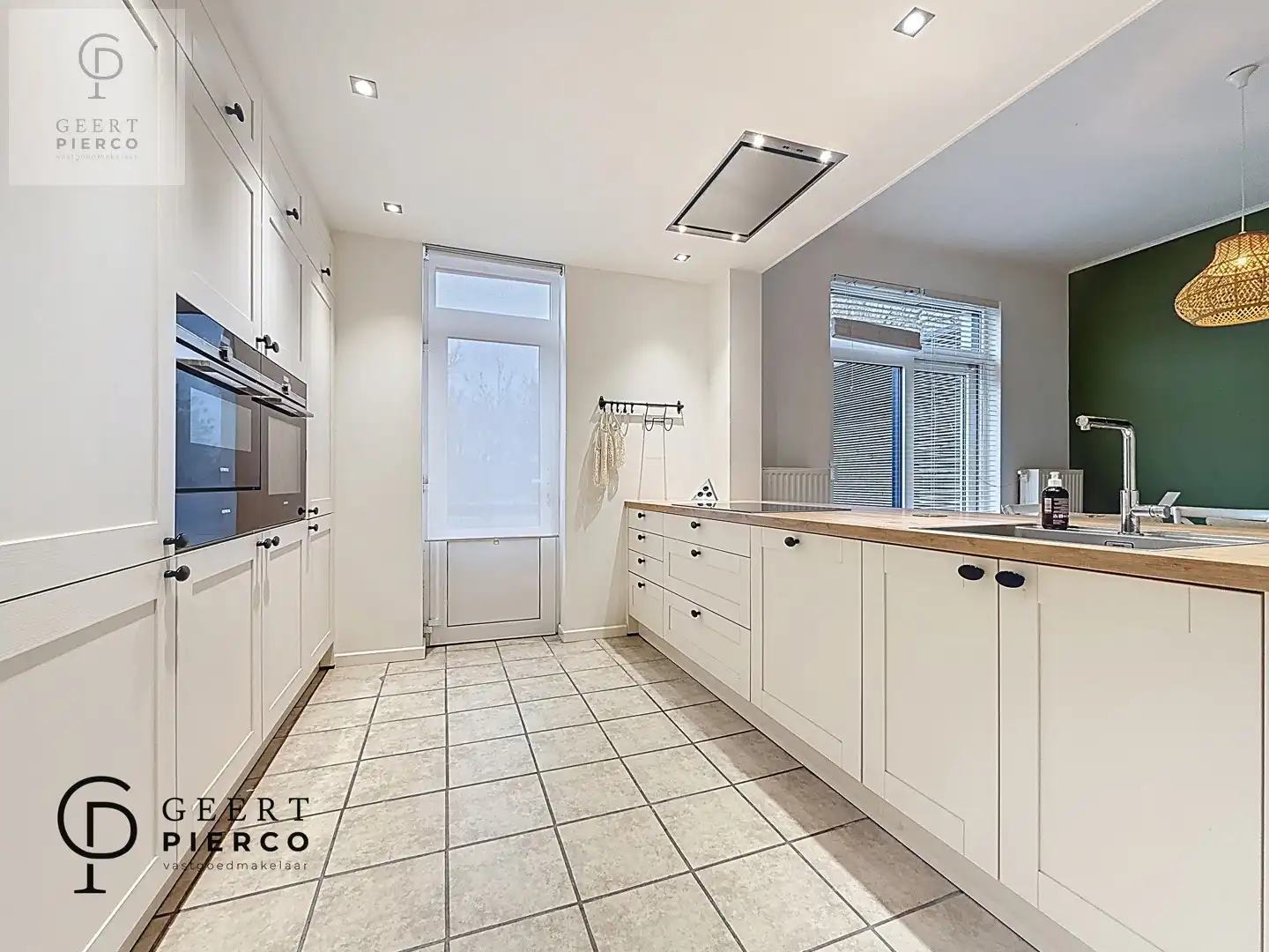 Knappe woning die meteen aanvoelt als thuiskomen foto 12