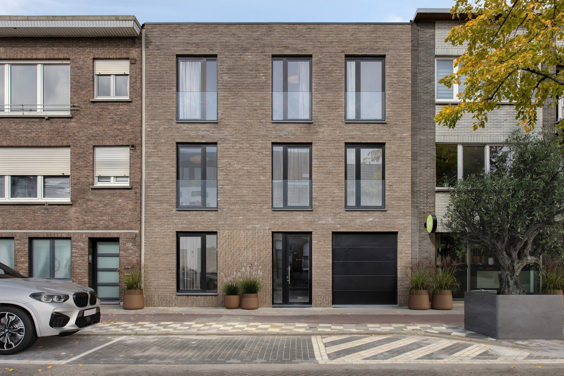 Nieuwbouw duplexappartement met 3 à 4 slaapkamers. foto {{pictureIndex}}